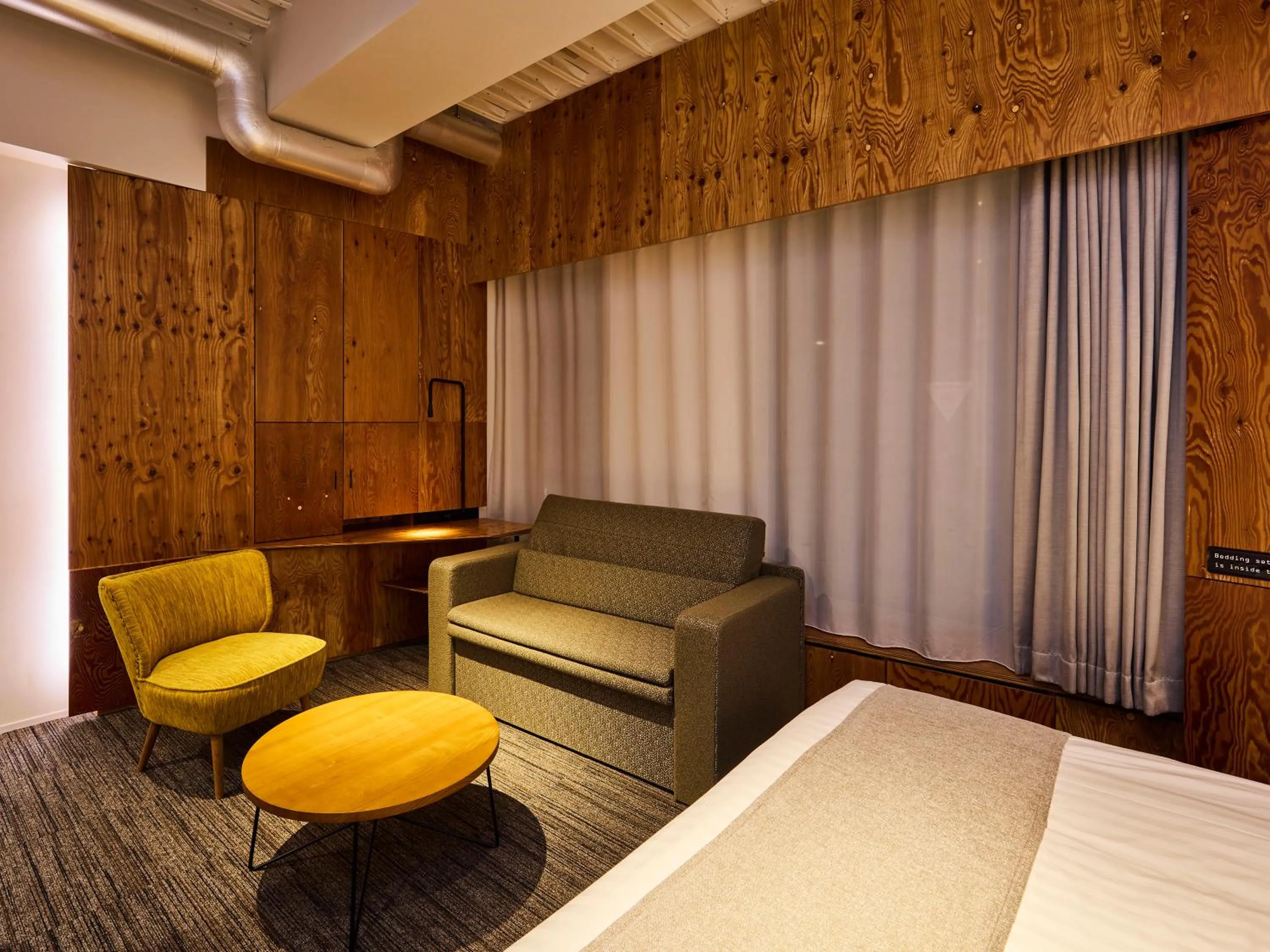 Photo of the whole room in ONE@Tokyo by insomnia