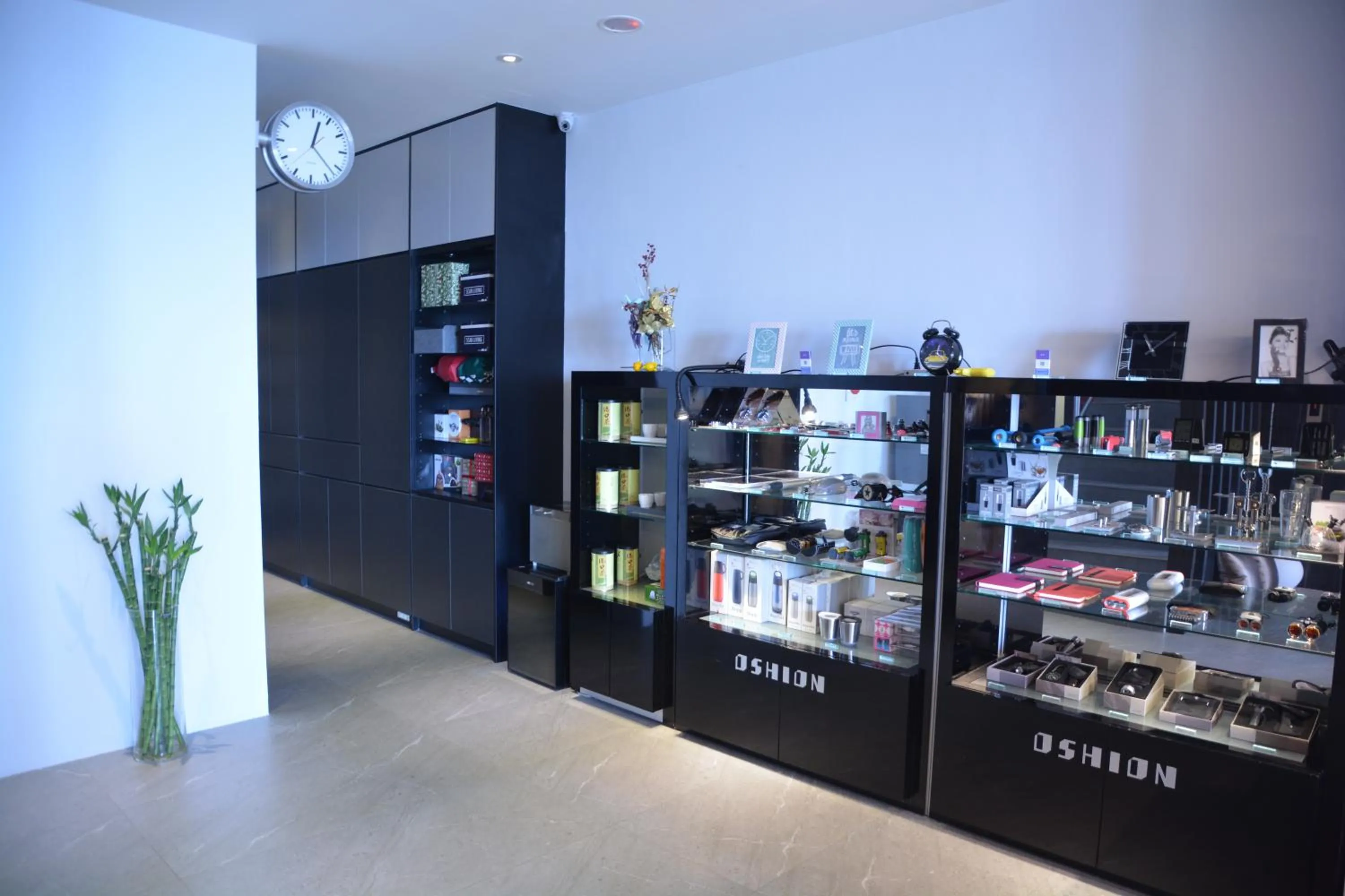 On-site shops in Funson Hotel