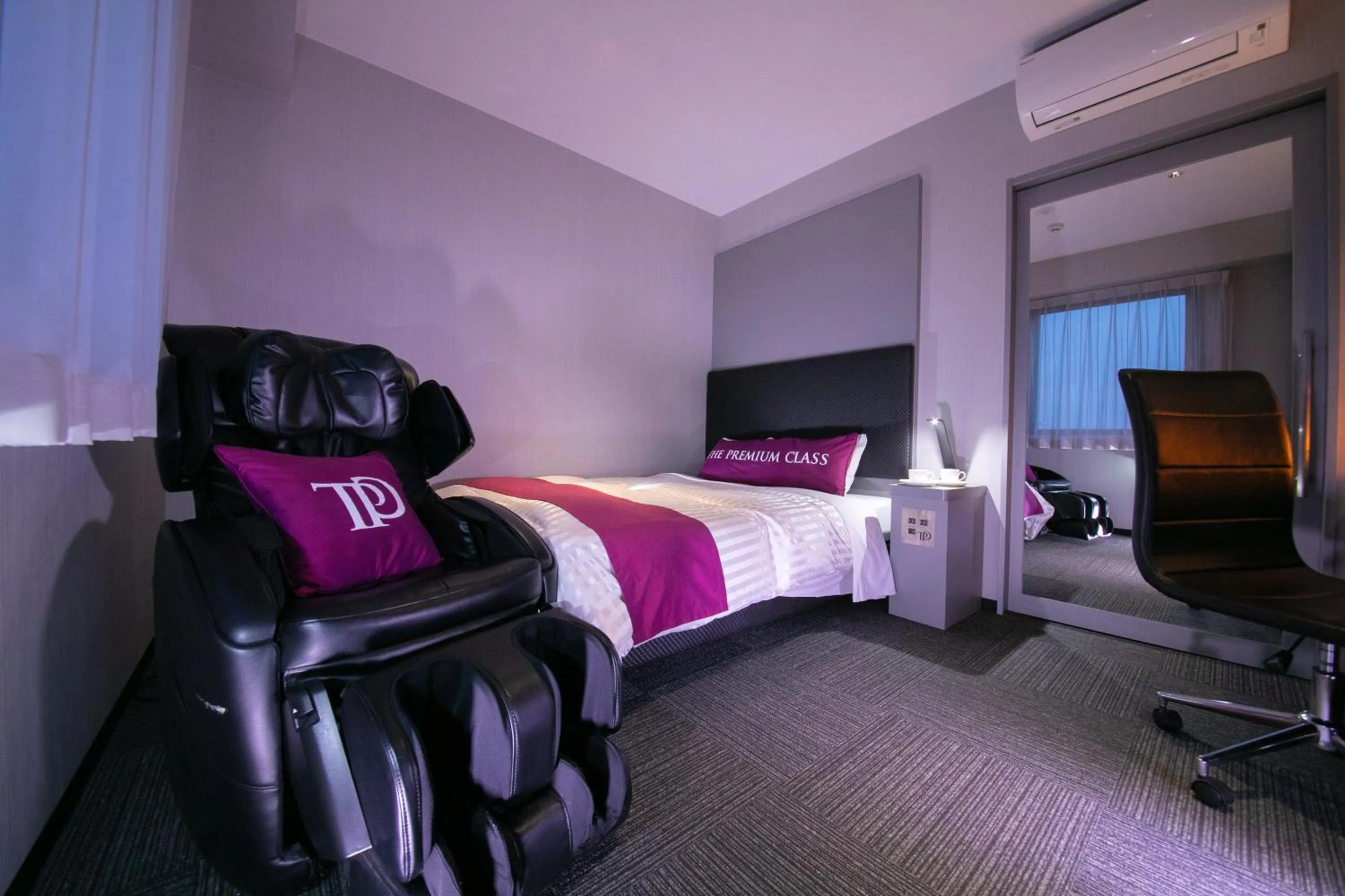 Photo of the whole room, Bed in Miyakonojo Green Hotel