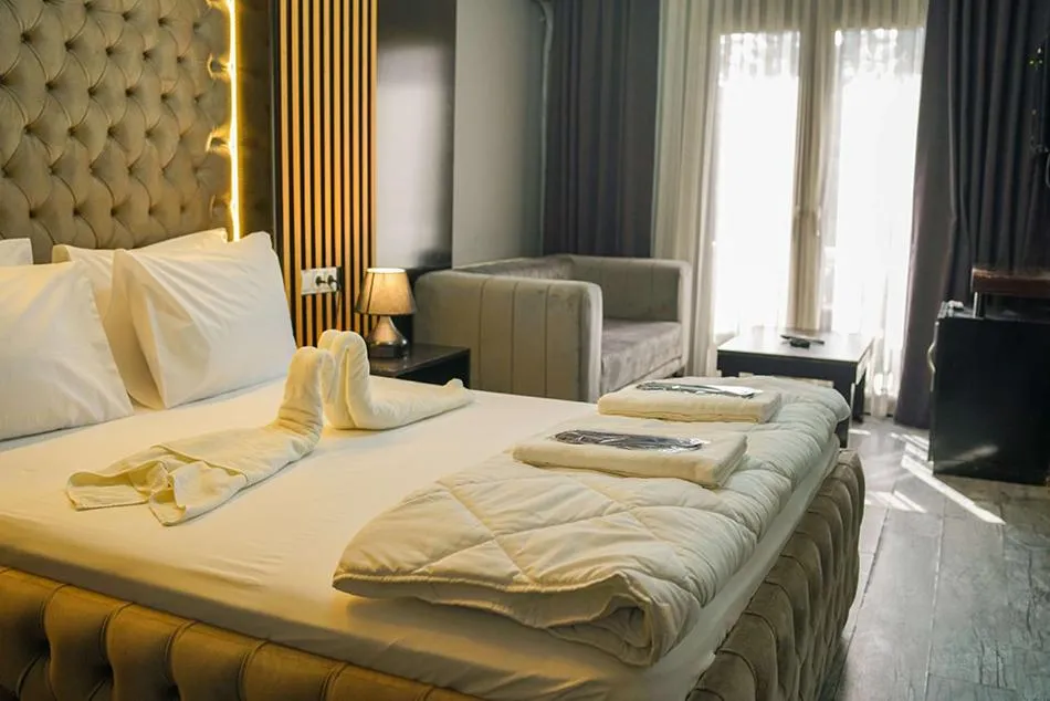 Lobby or reception, Bed in Ömer Agah Istanbul Hotel Bayrampasa