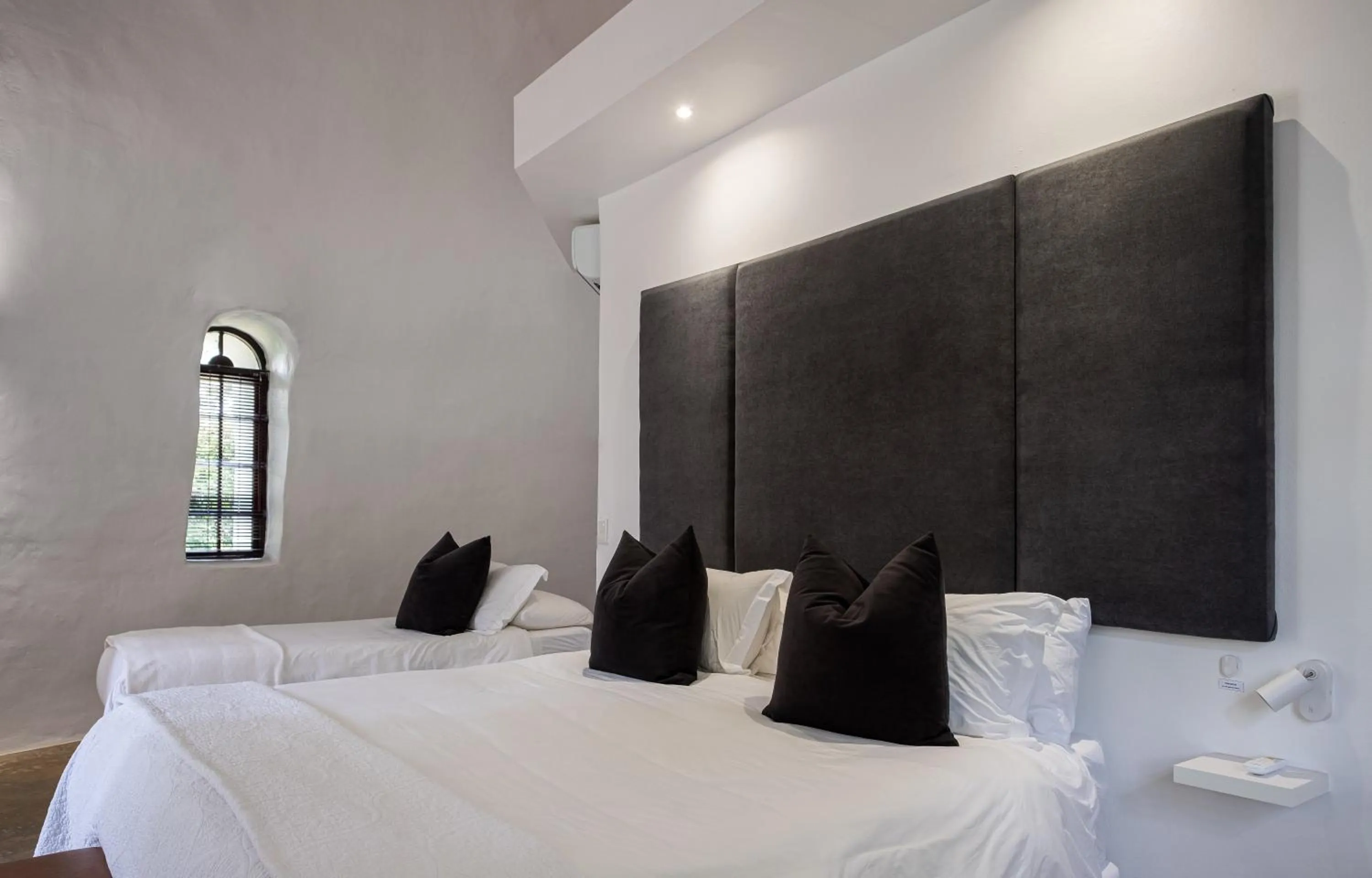 Bed in Stellenhof Country Estate