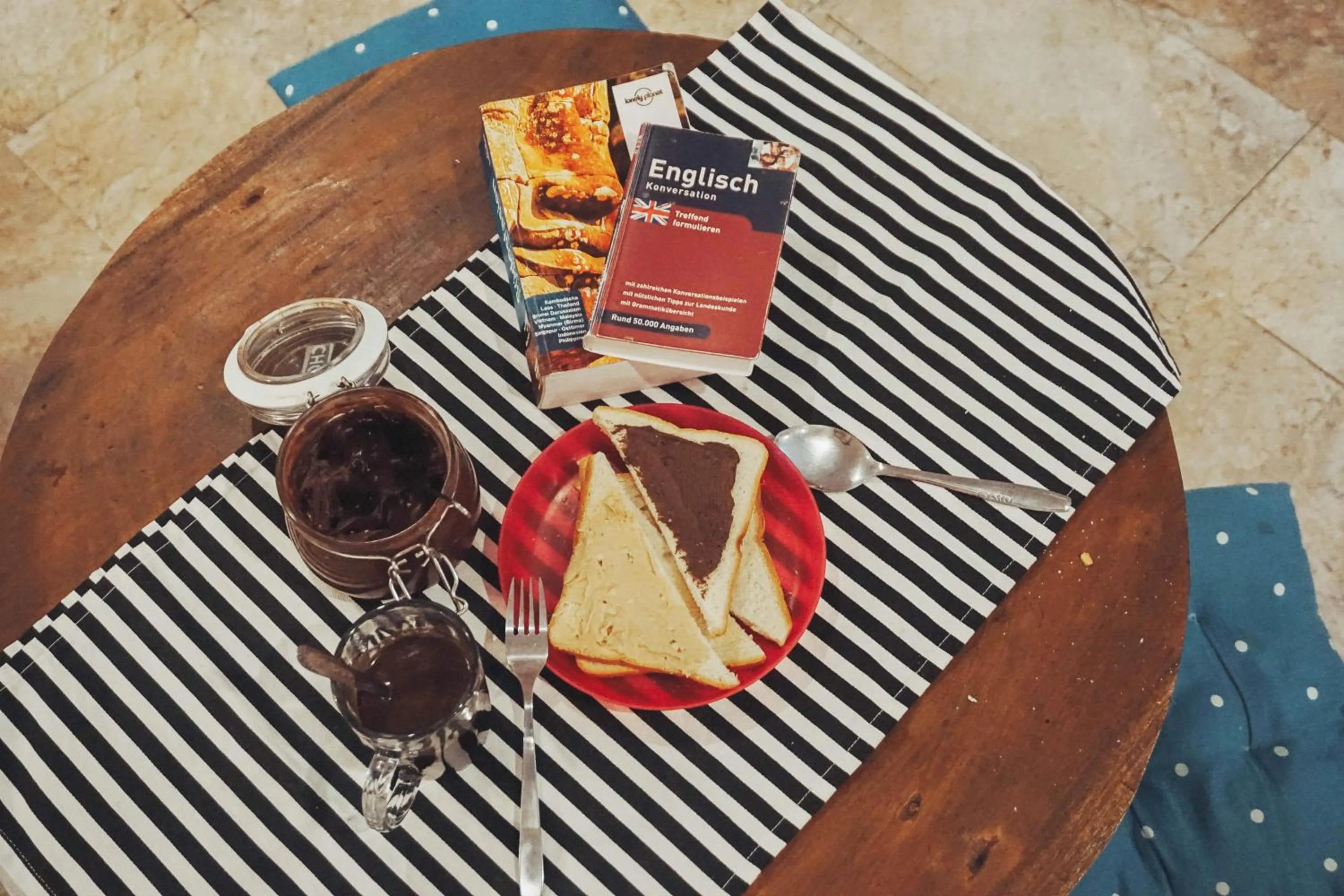 Breakfast in Wonderloft Hostel Kota Tua