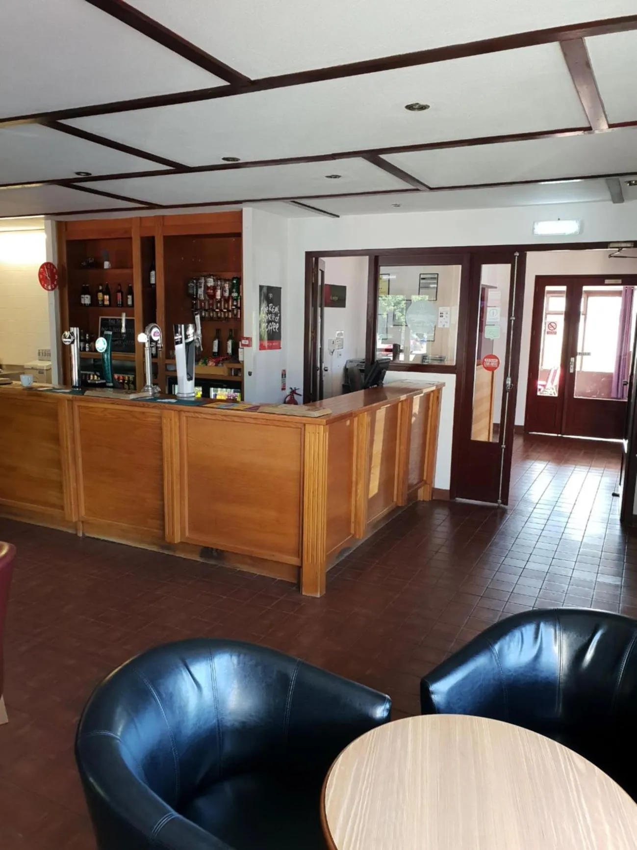 Lounge or bar in Primelodge Rotherham