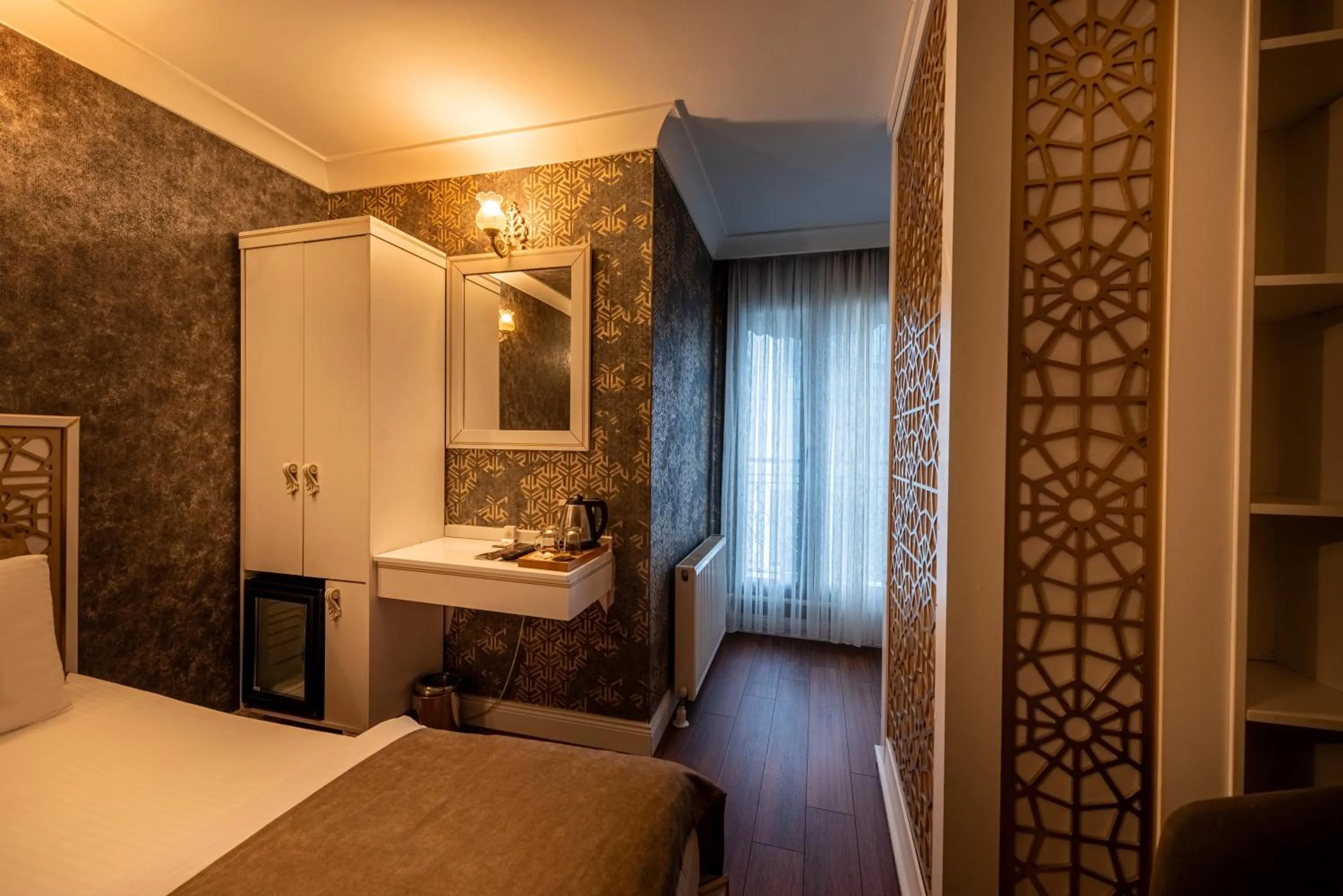 Bed in Golden Dream Otel