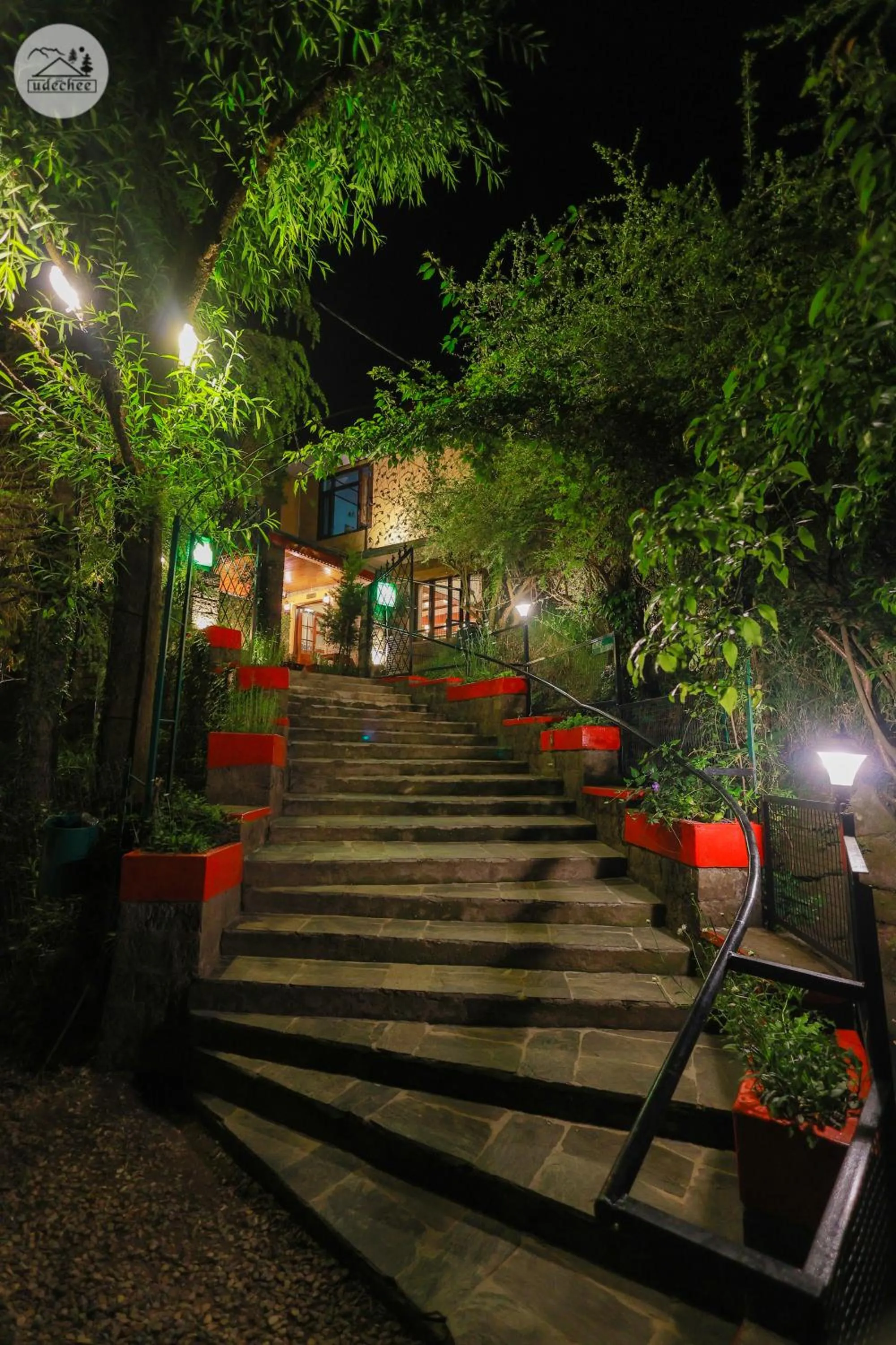 Hotel Udechee Huts, McLeod Ganj