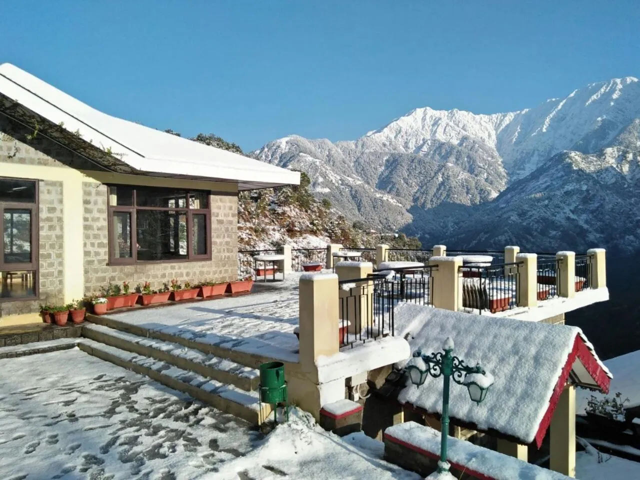 Hotel Udechee Huts, McLeod Ganj