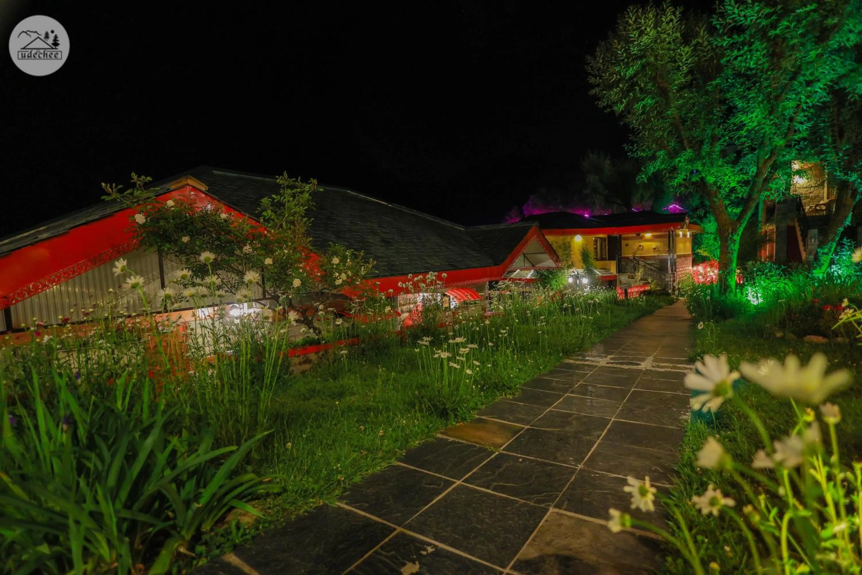 Hotel Udechee Huts, McLeod Ganj