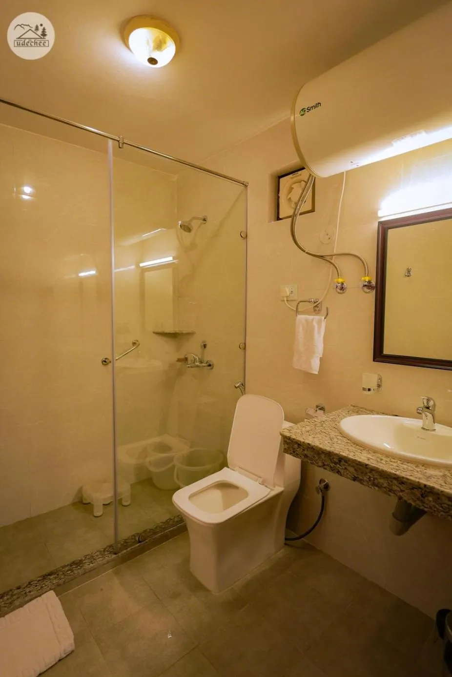 Hotel Udechee Huts, McLeod Ganj