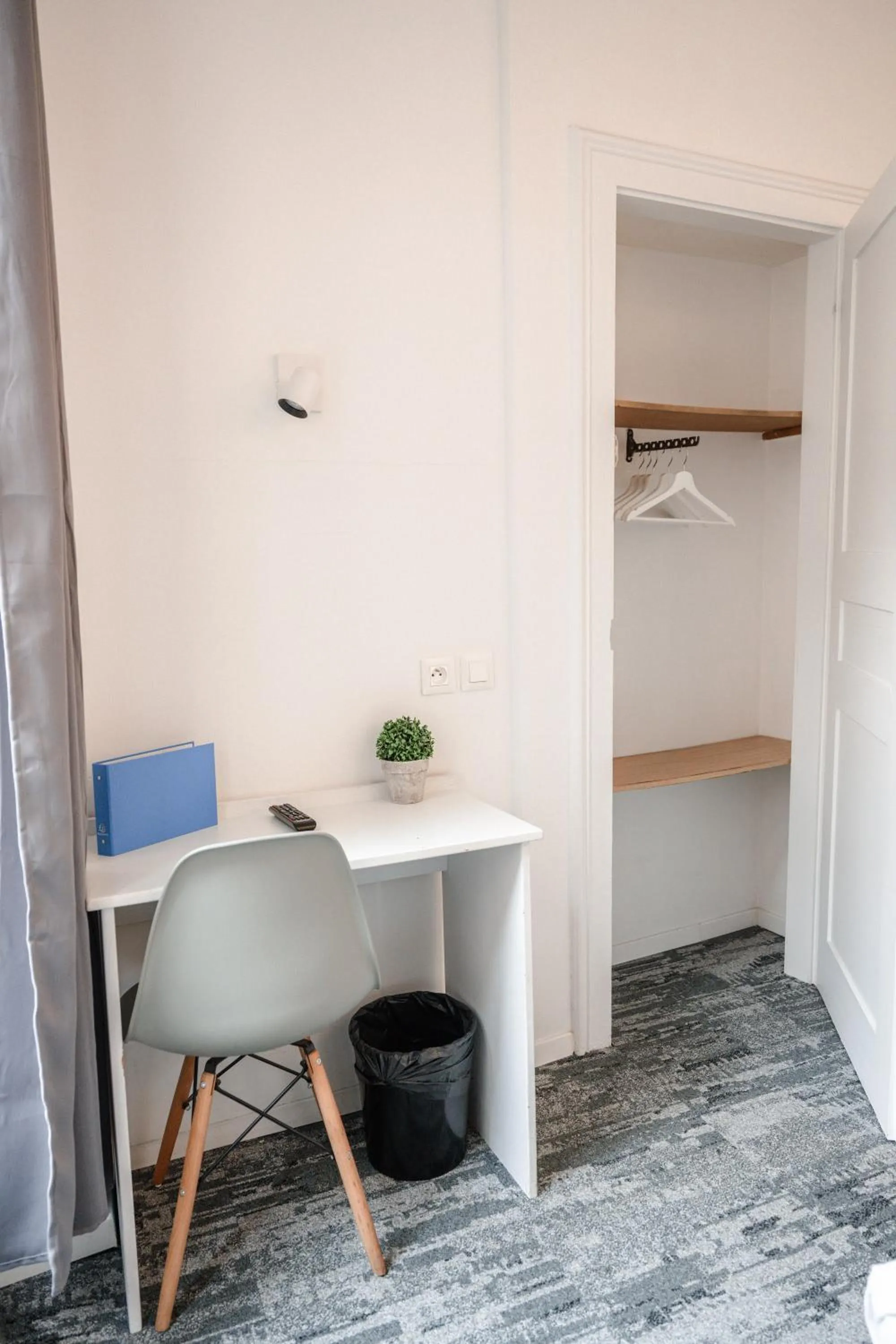 hair dresser in Hotel des Arts - Centre Cathédrale