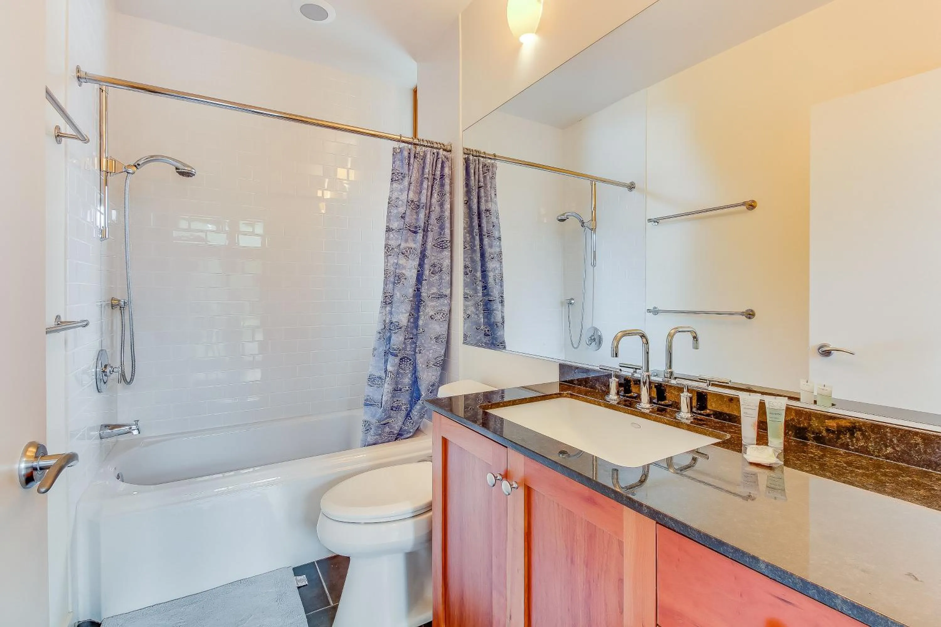 Fidalgo Island Waterfront Stunner