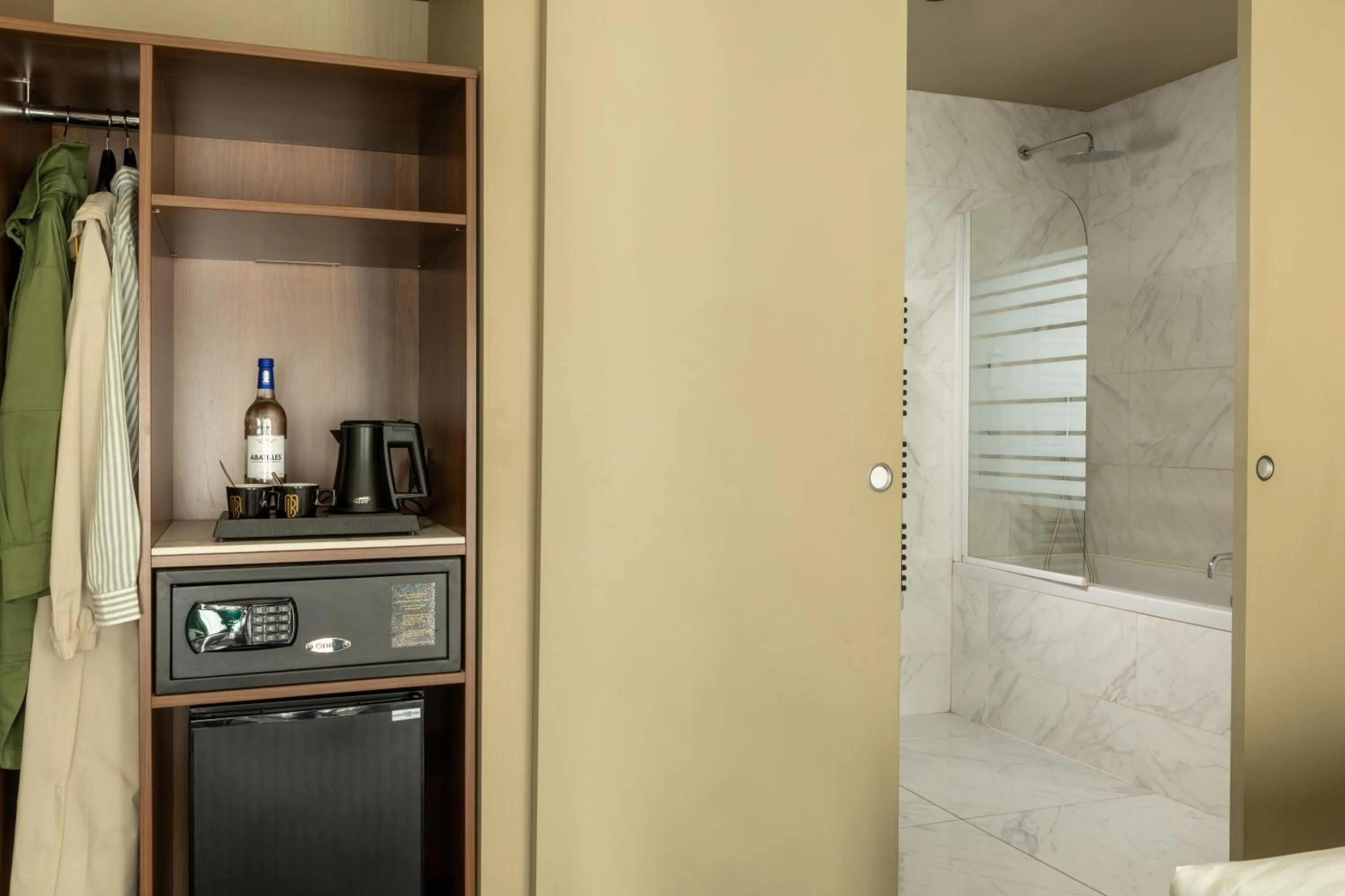 Bathroom in Hôtel La Maison Bord'eaux