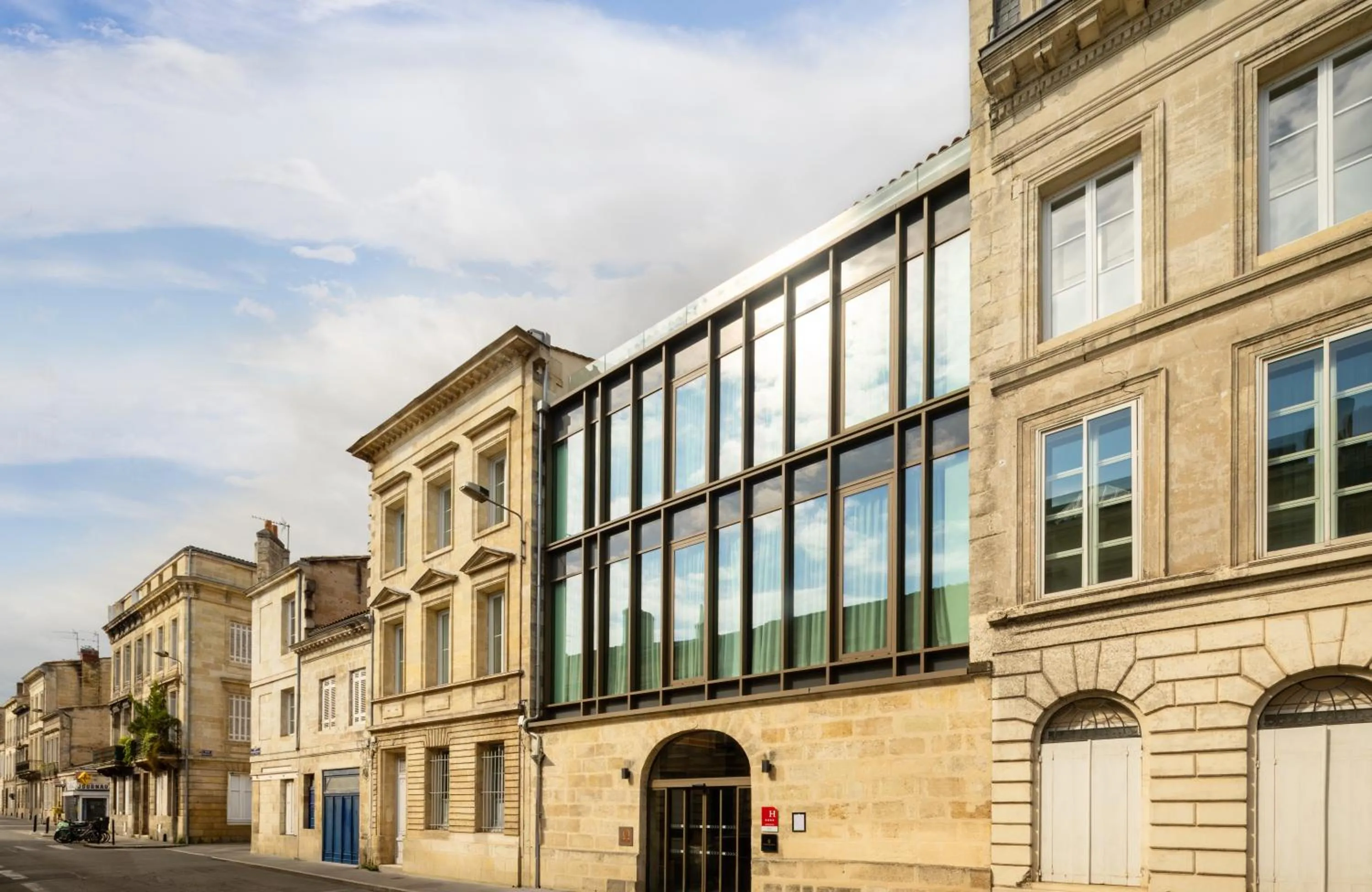 Property building in Hôtel La Maison Bord'eaux