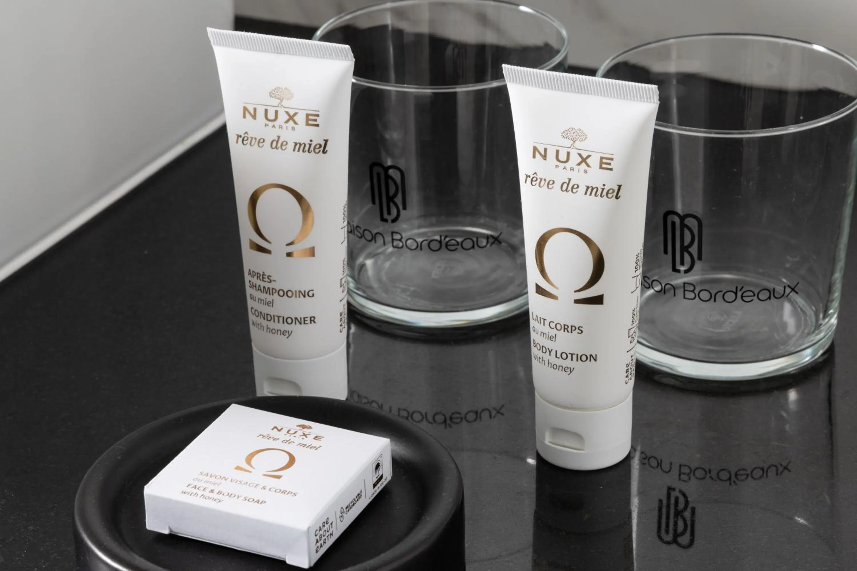 Logo/Certificate/Sign in Hôtel La Maison Bord'eaux