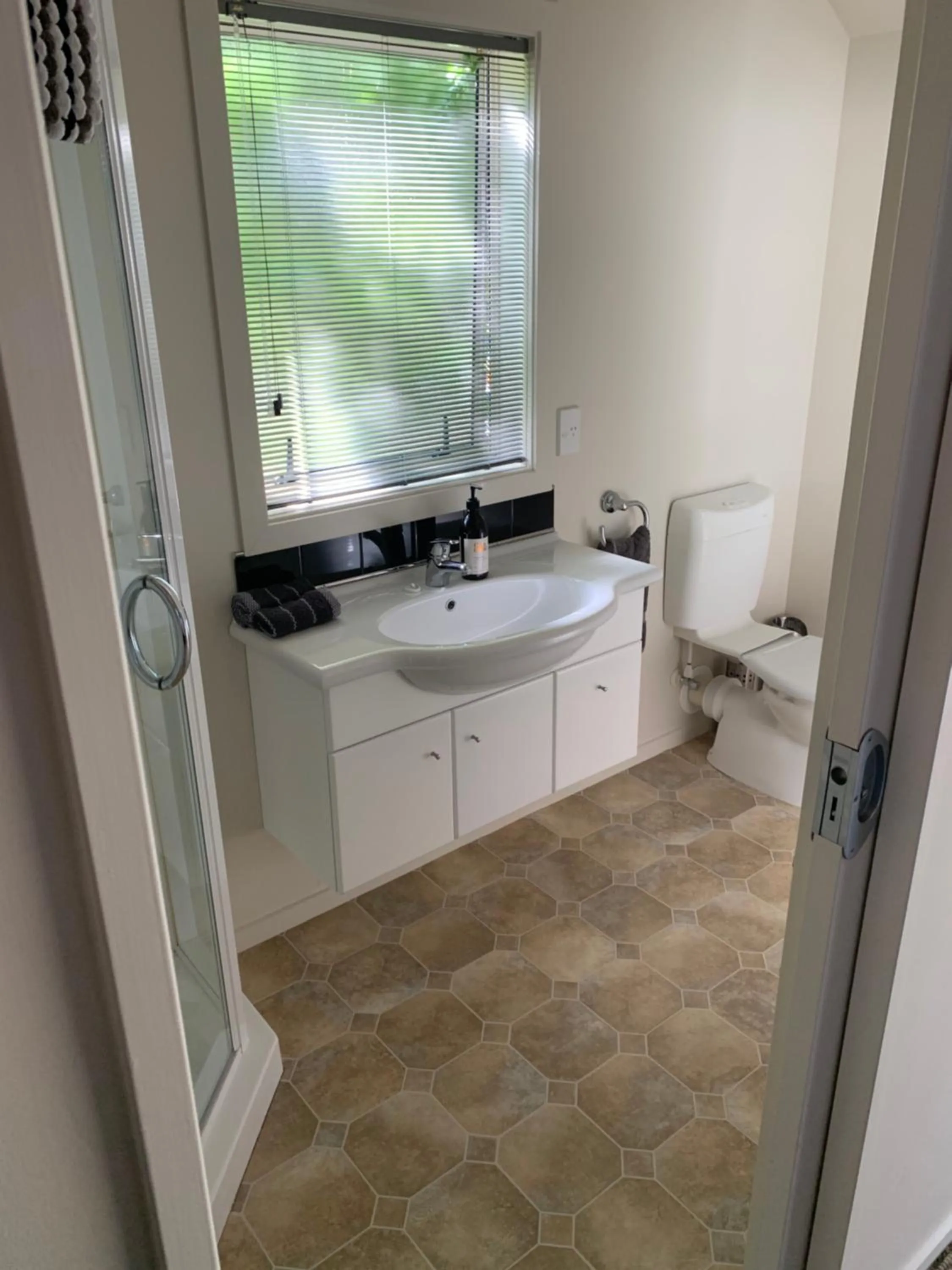 Toilet in Blair Athol Accommodation