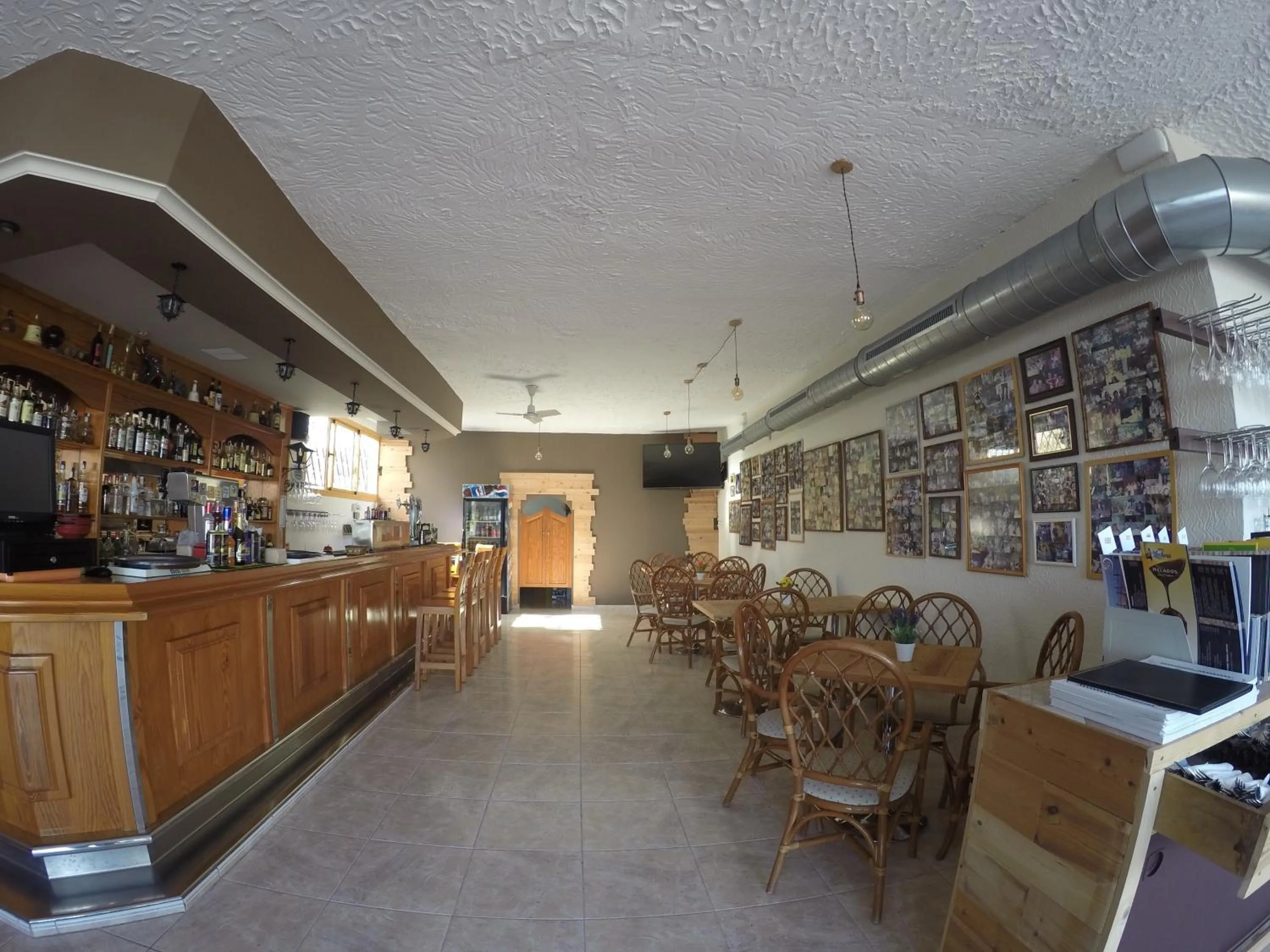 Restaurant/places to eat in Apartamentos Playa Sol