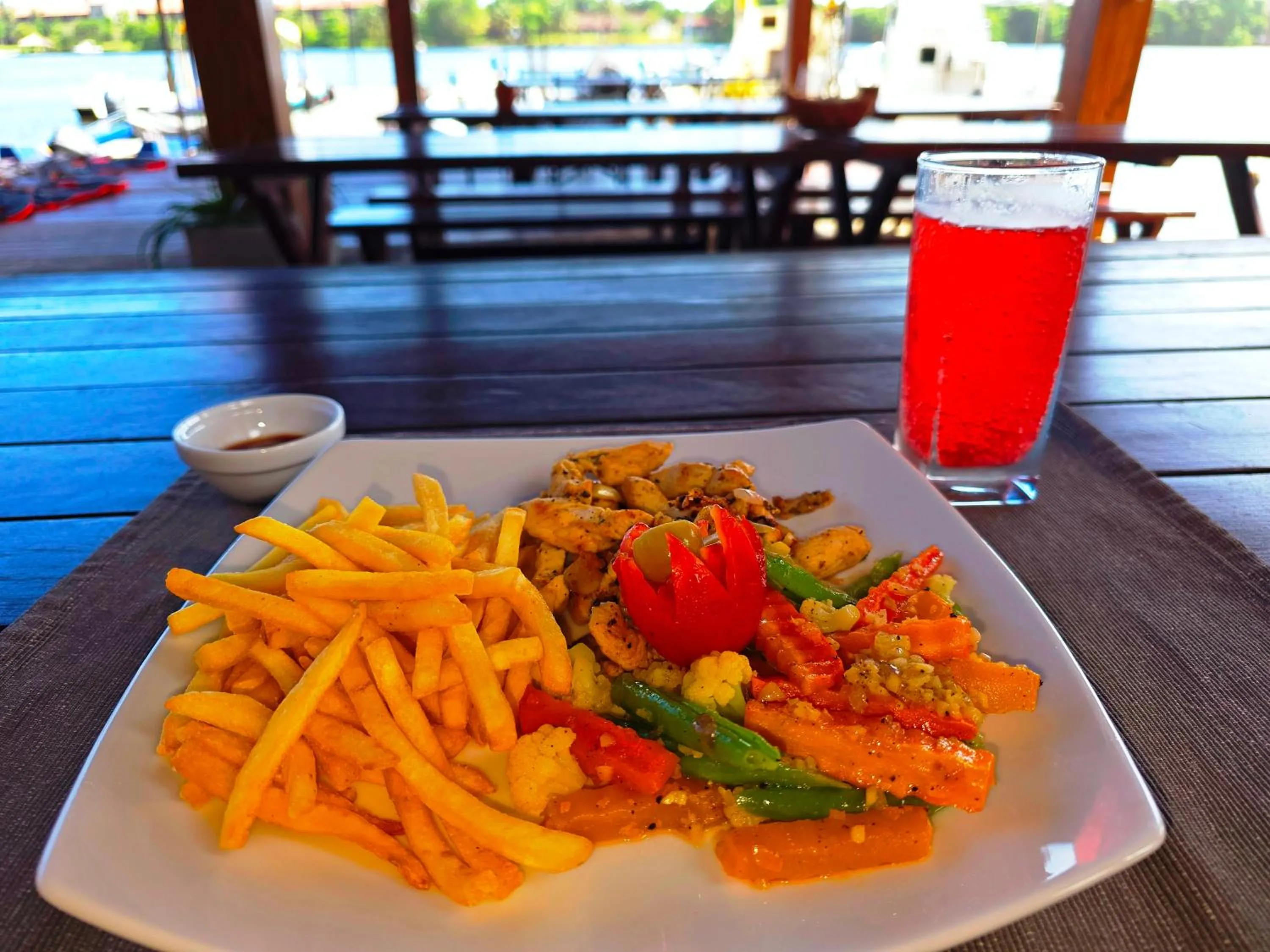 Food and drinks in Malu Banna