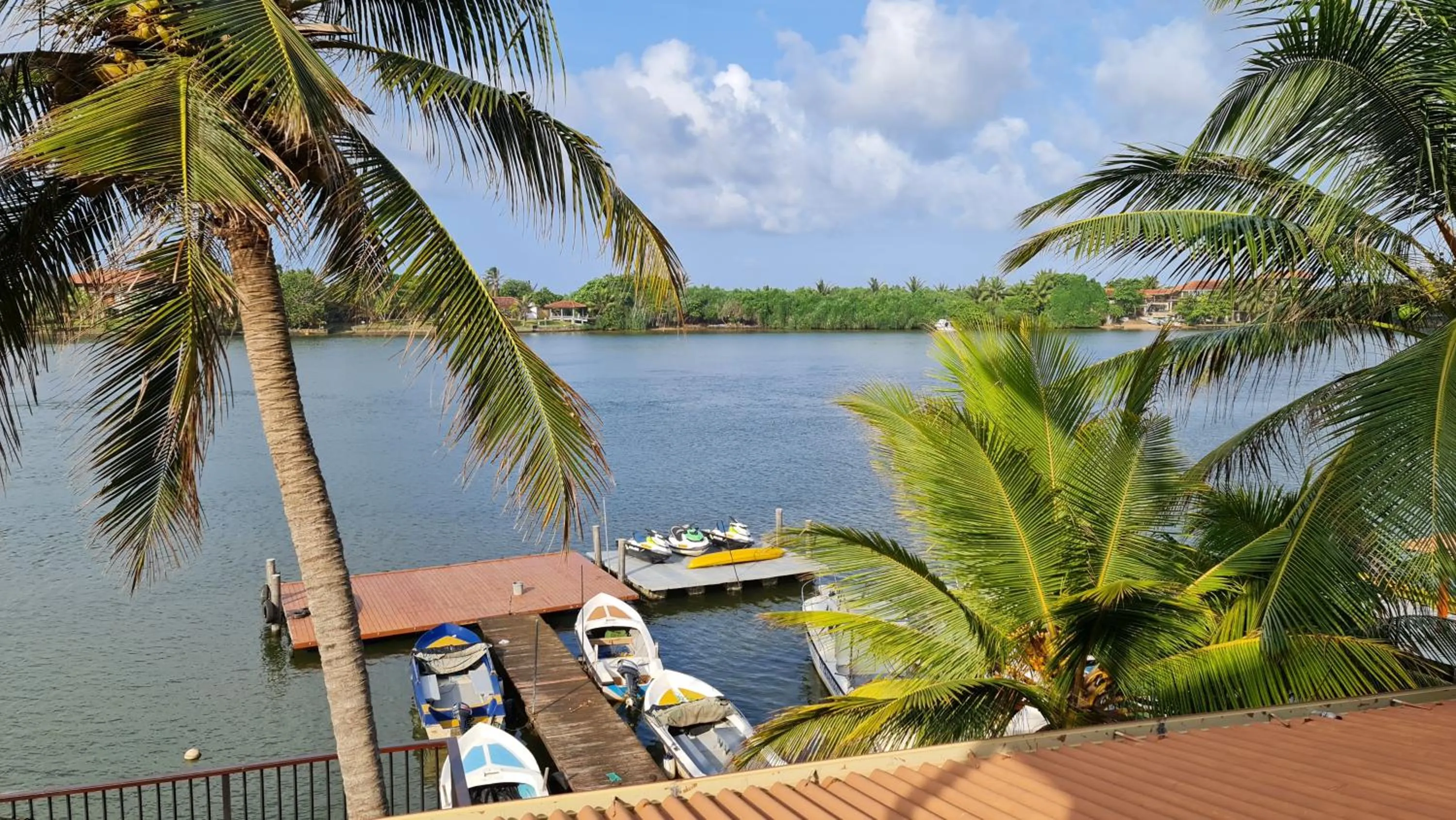 Property building in Malu Banna