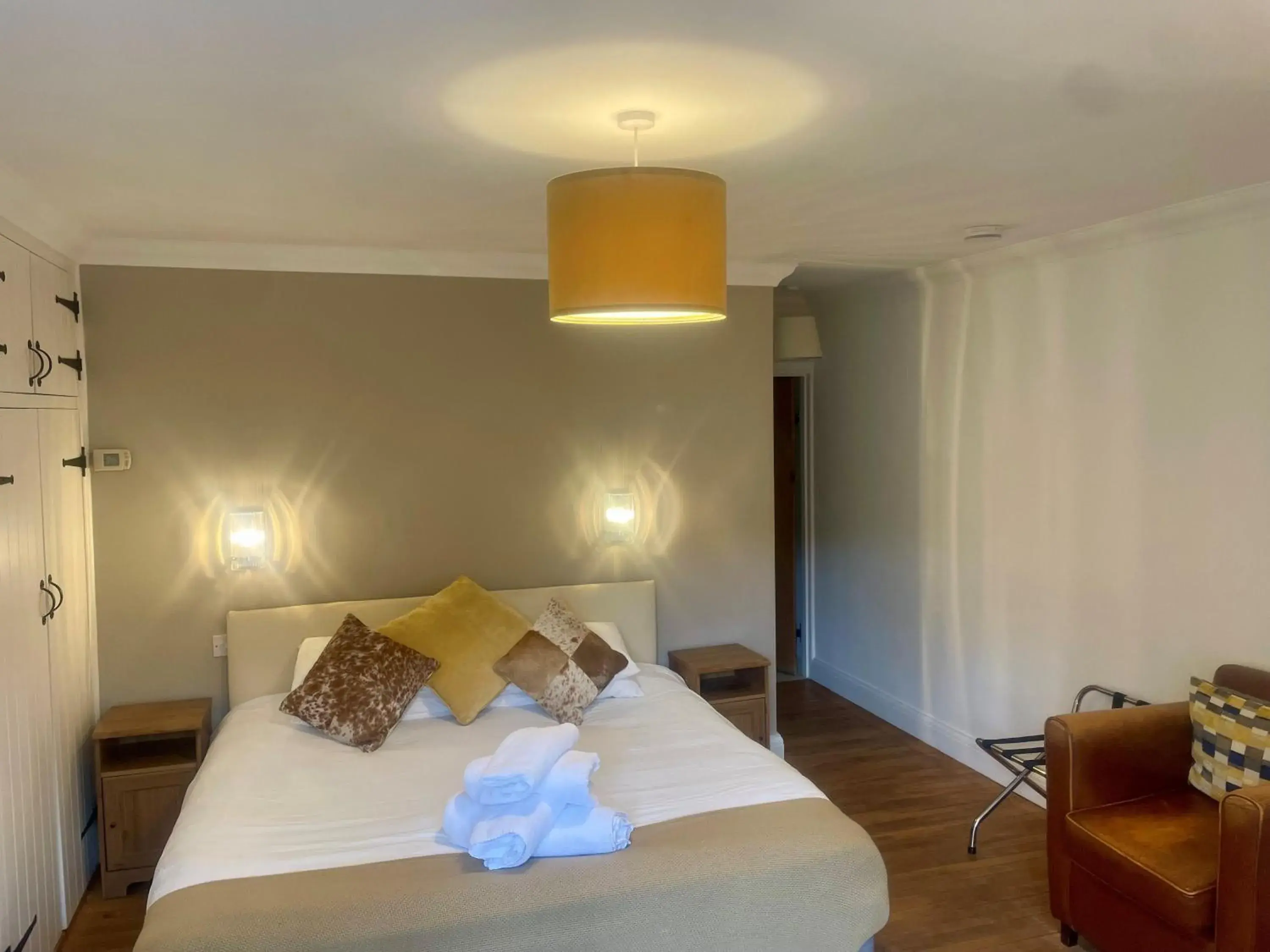 Double Room with Private Bathroom - single occupancy in Old Selden Farm B&B Double Room with Private Bathroom - single occupancy in Old Selden Farm B&B