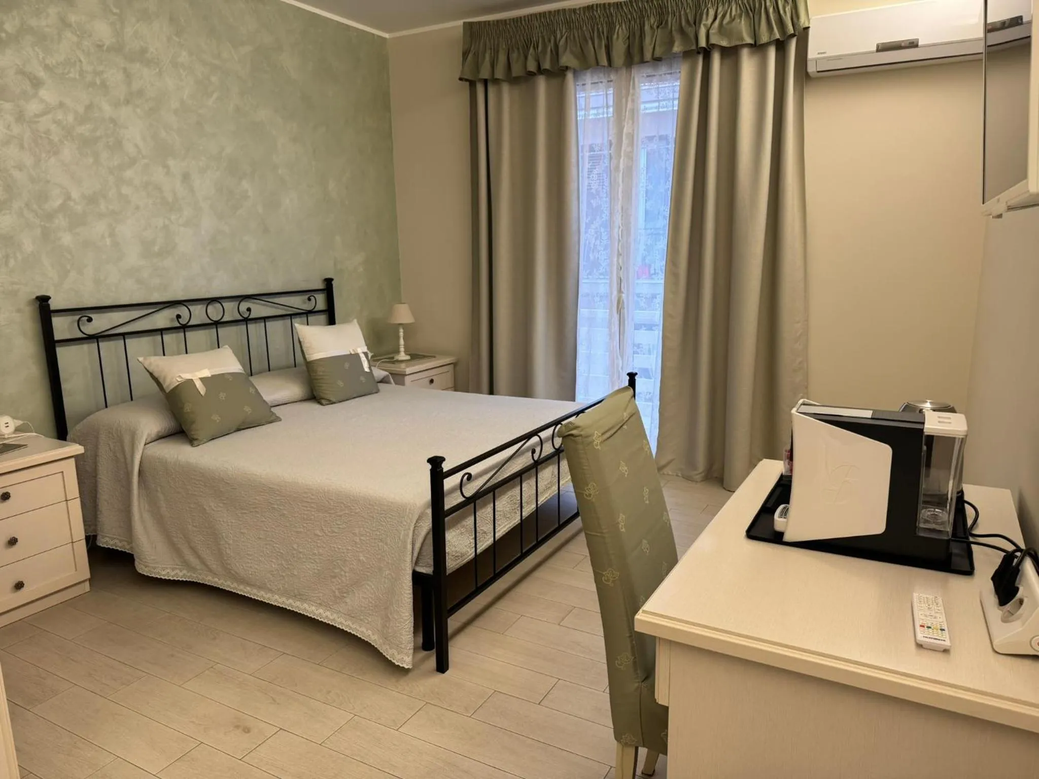 Bedroom, Bed in Maison Bijou Guest House