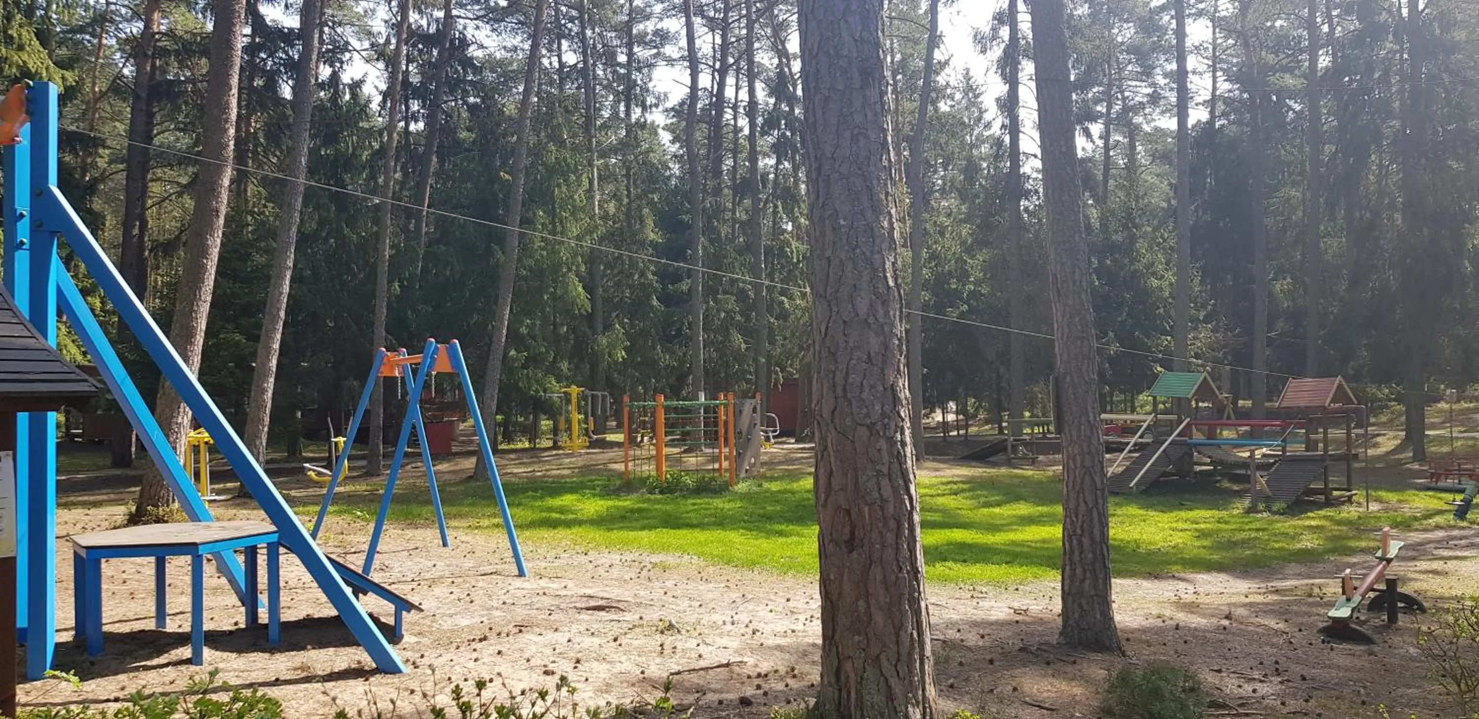 Children play ground in O.W. Krakus II - Domki i Pokoje
