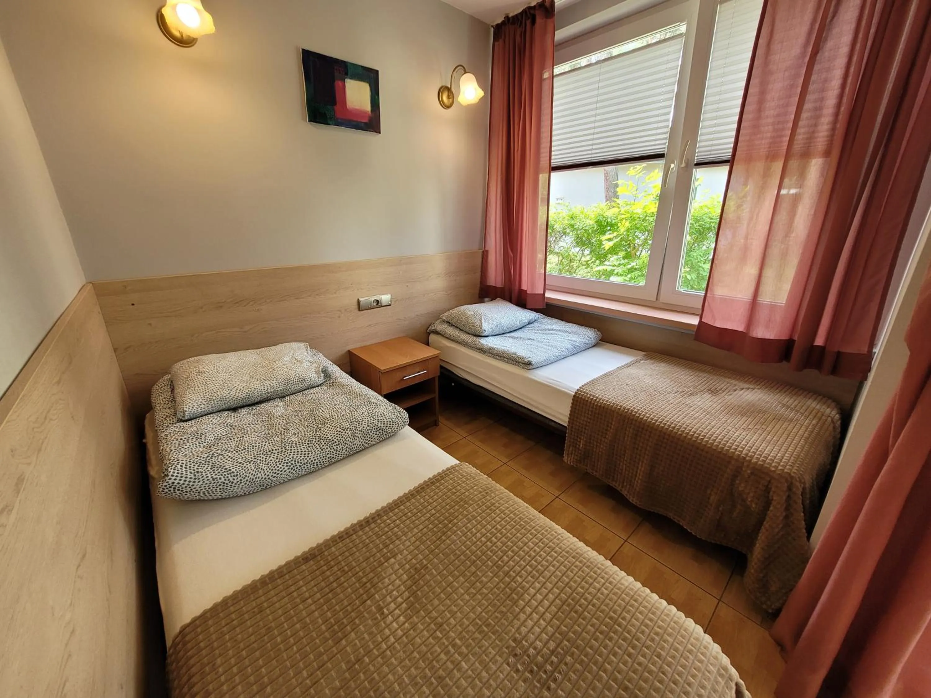 O.W. Krakus II - Domki i Pokoje