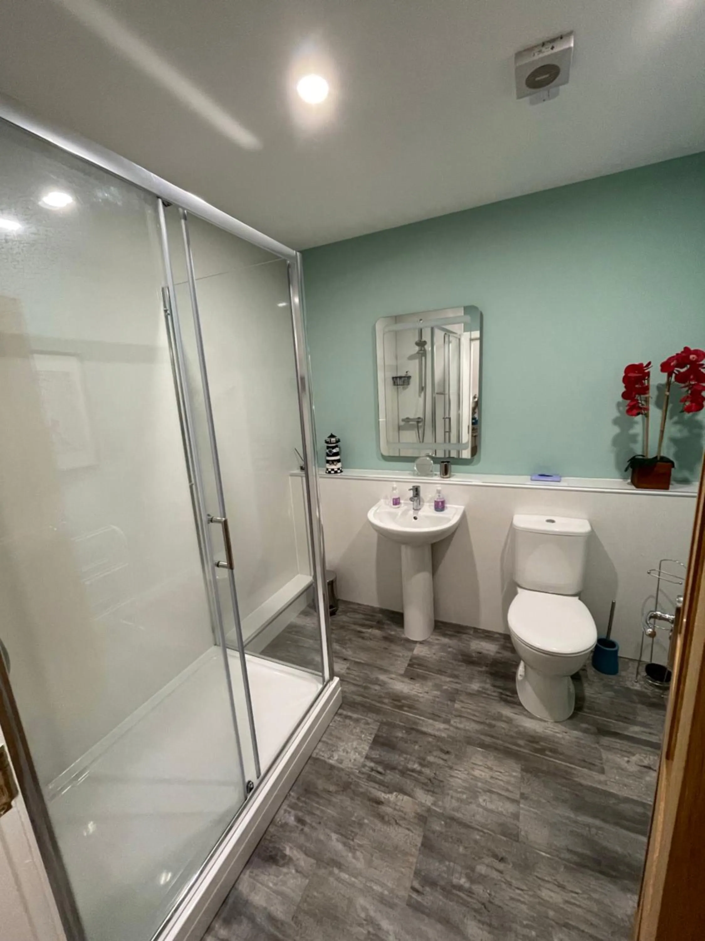 Bathroom in Doura Lodge