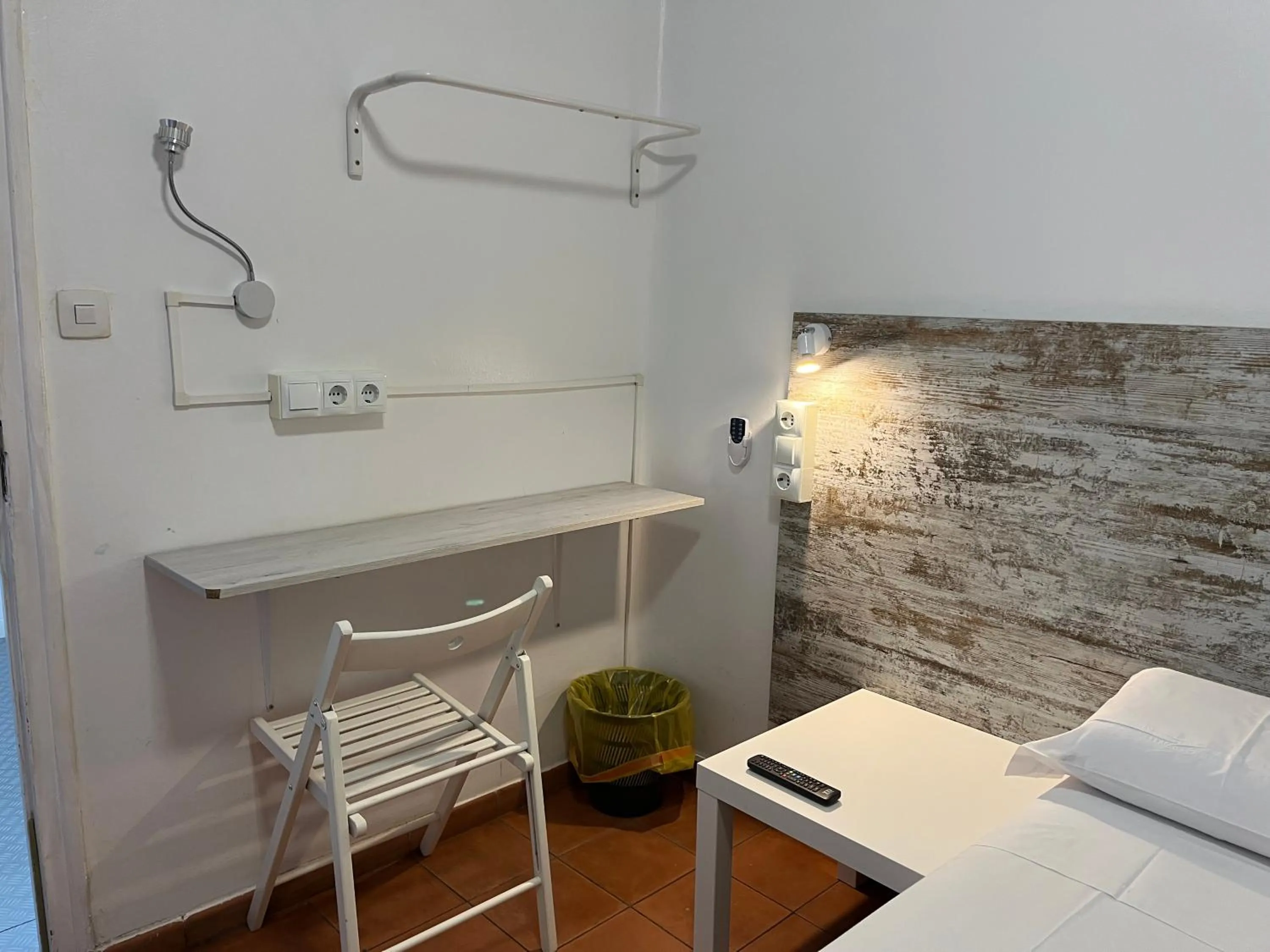 Photo of the whole room, Bed in Casa de Huéspedes Almansa