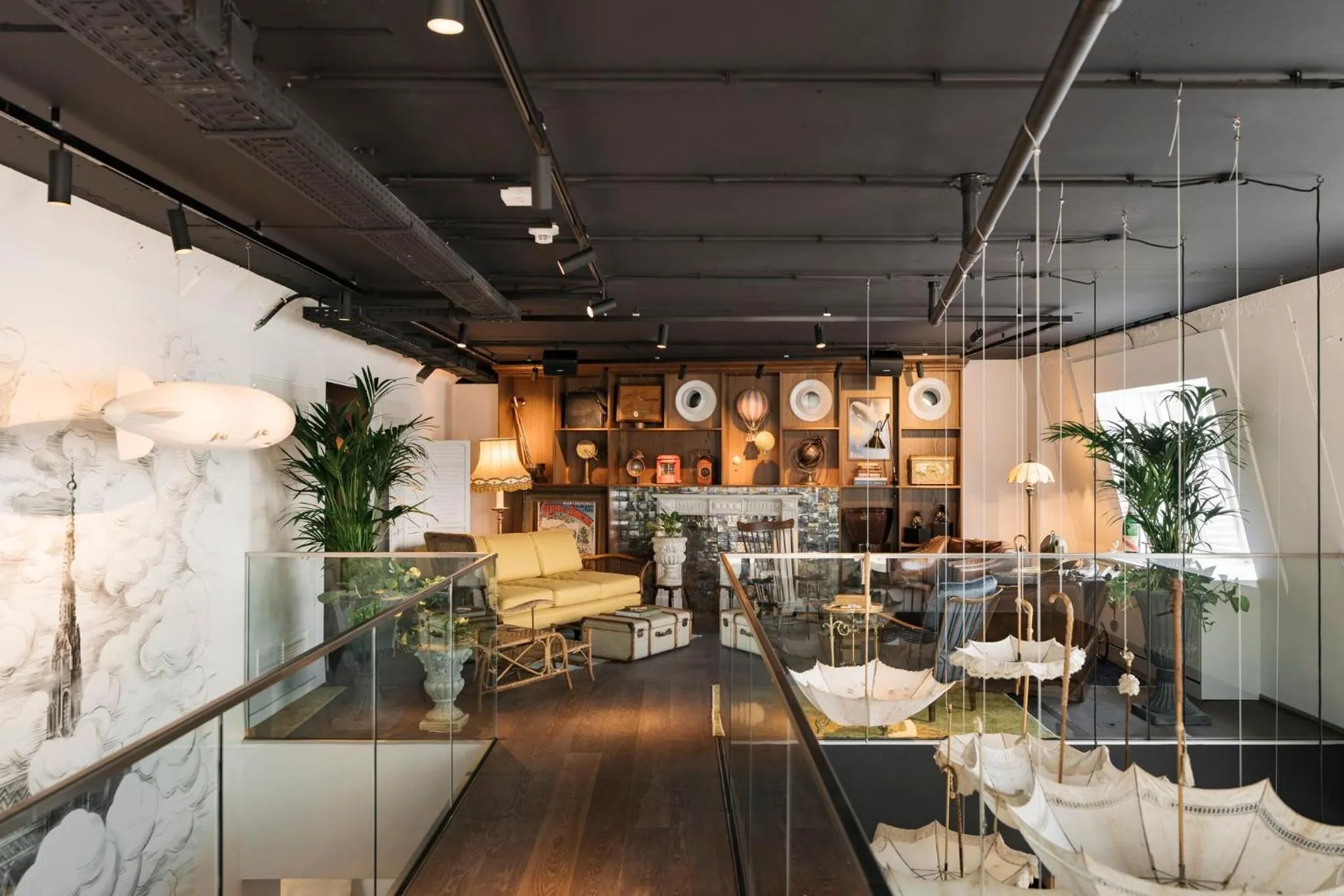 Library in Ruby Lissi Hotel Vienna