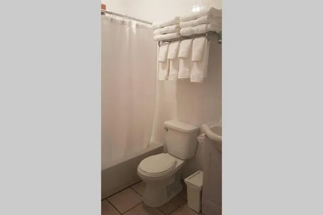 Bathroom in Two-Bedroom Apartment Sweet #4 by Amazing Property Rentals