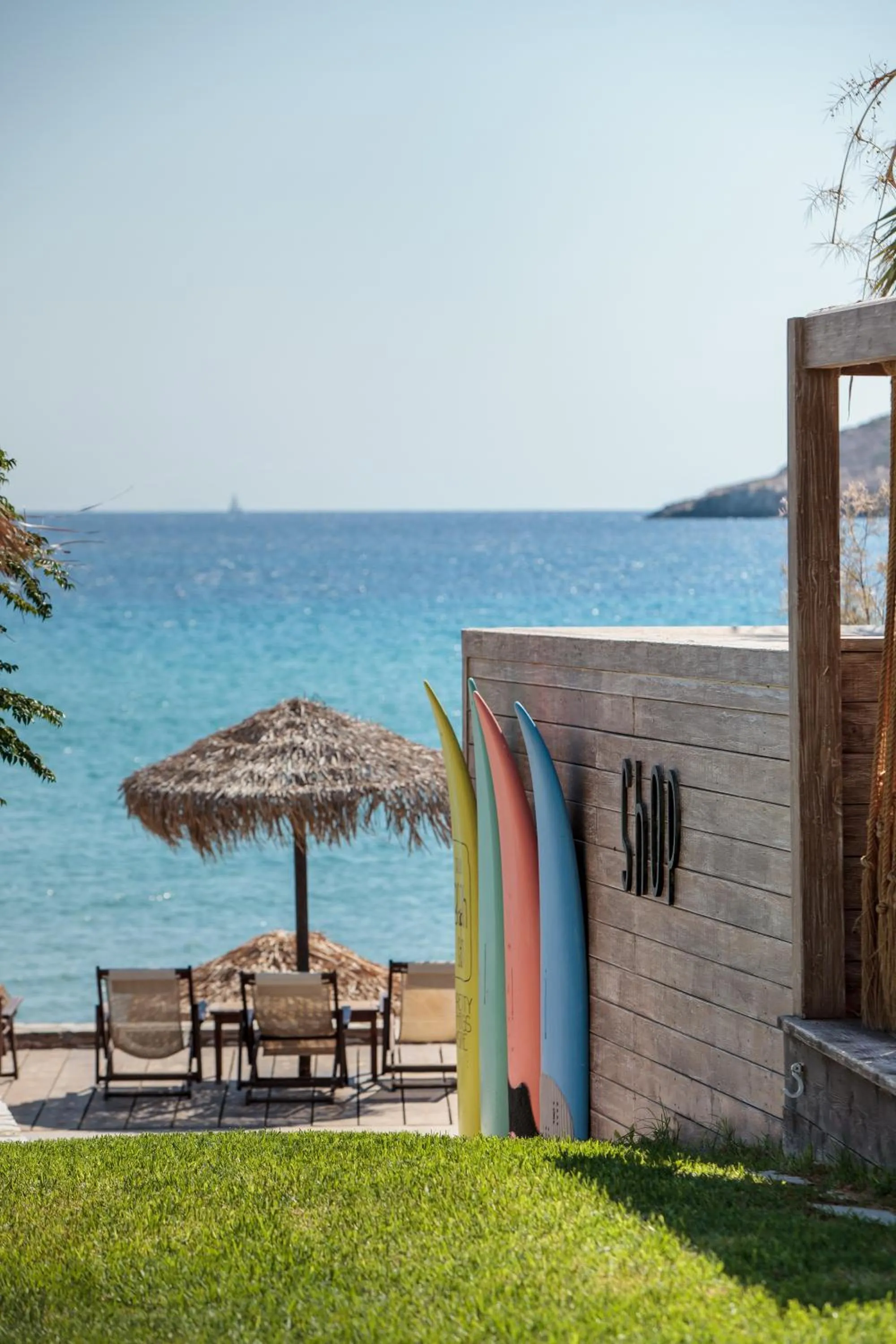 On-site shops in Golden Beach Hotel