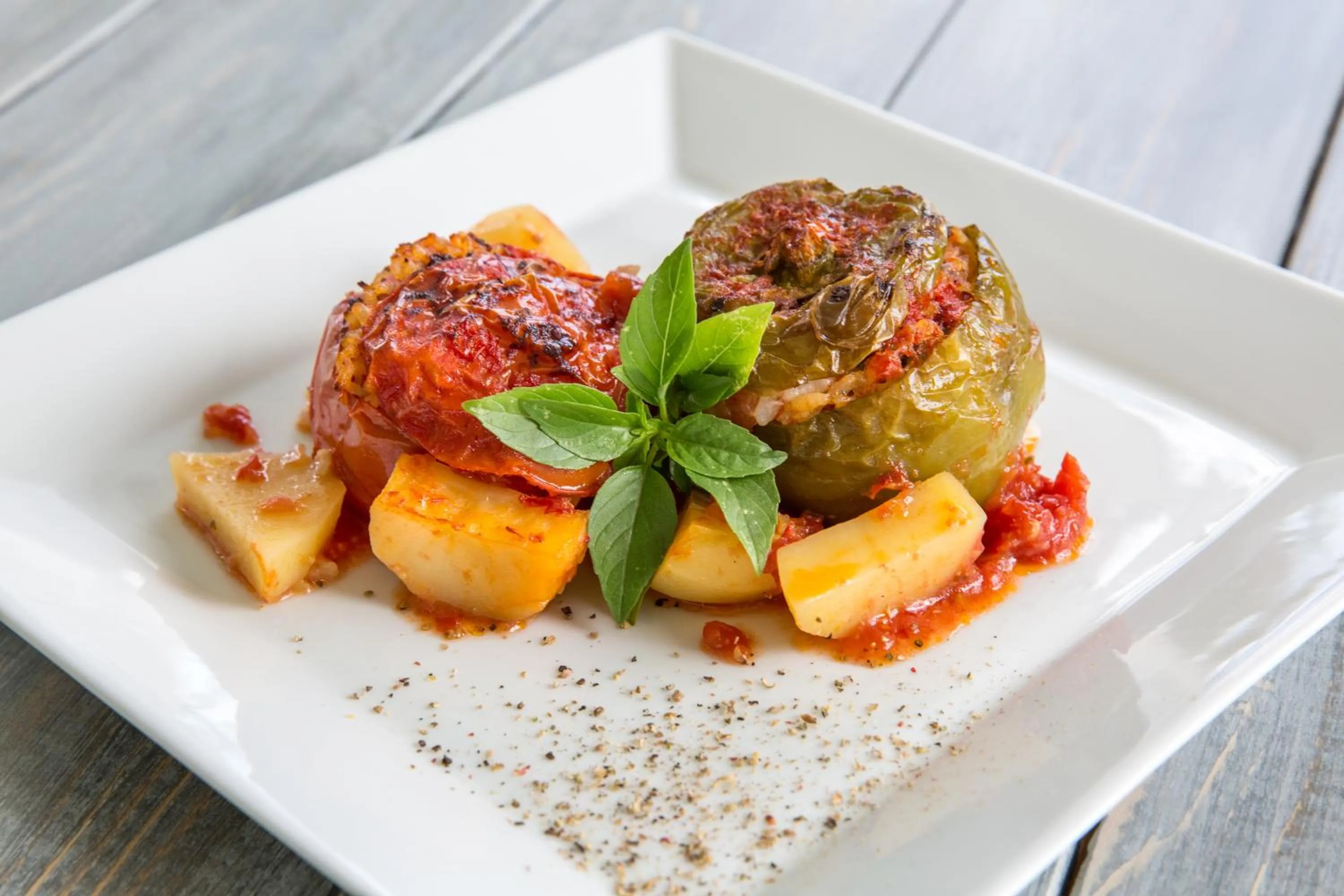 Food and drinks in Golden Beach Hotel