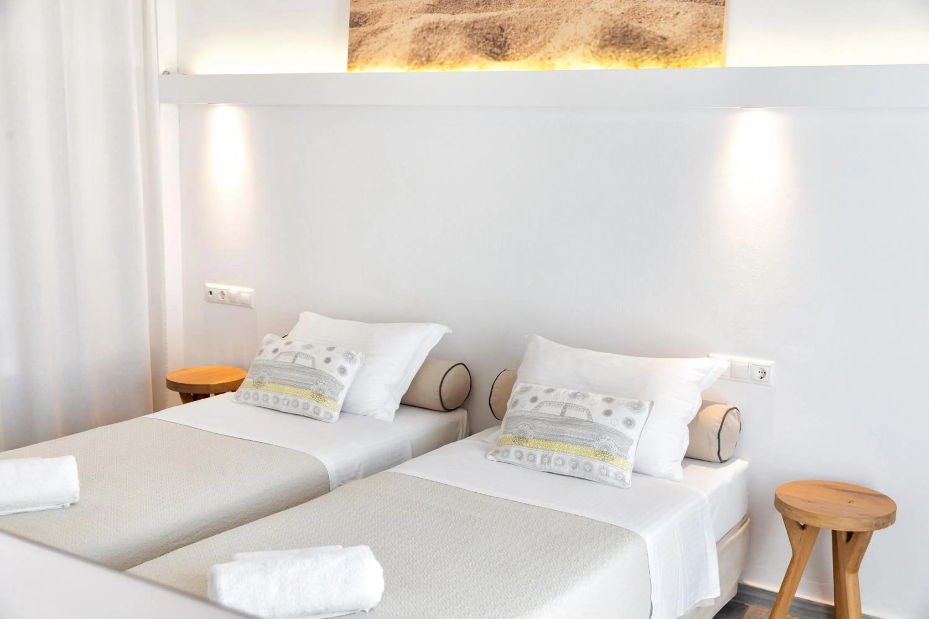 Photo of the whole room, Bed in Golden Beach Hotel