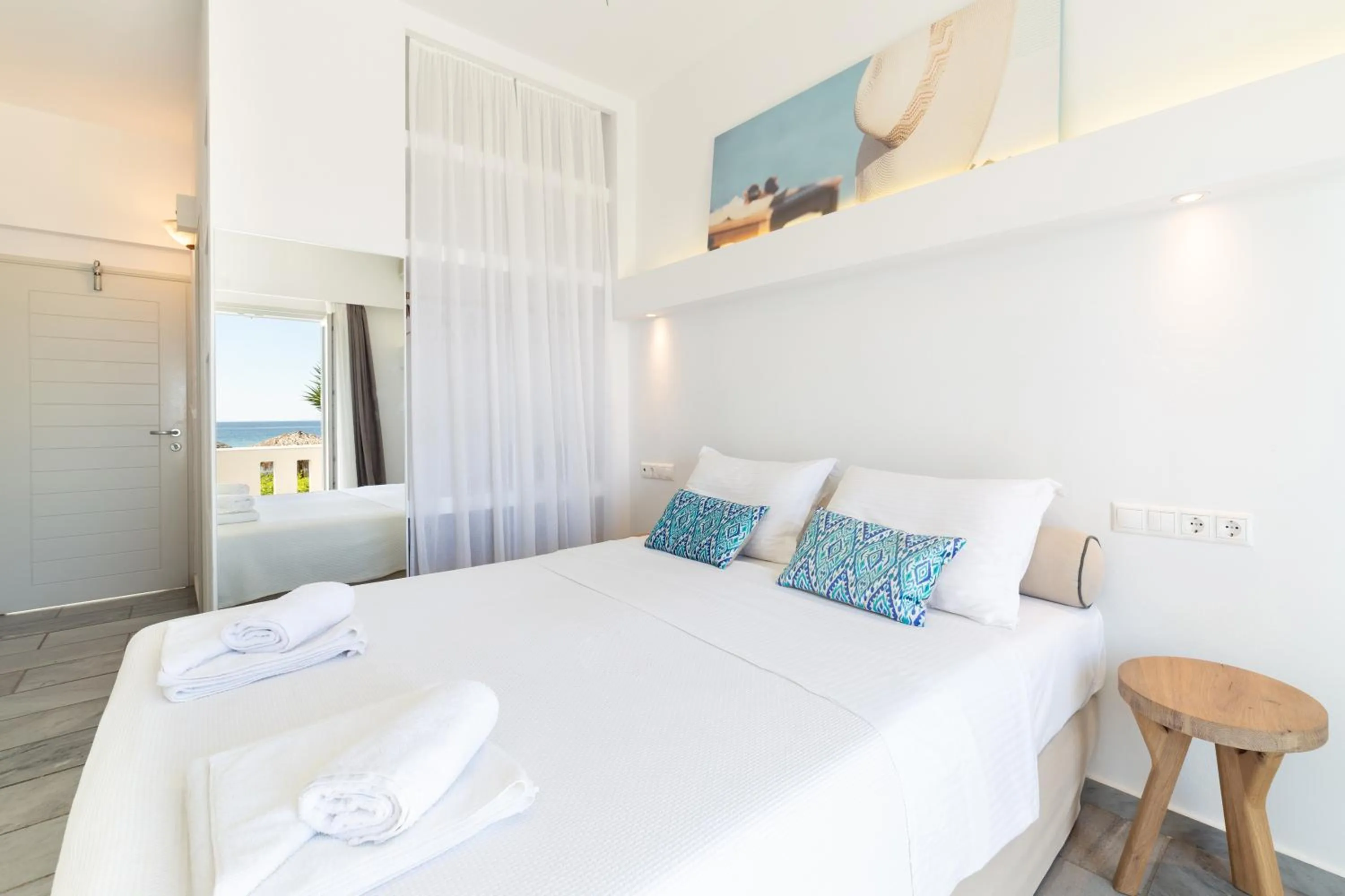 Photo of the whole room, Bed in Golden Beach Hotel