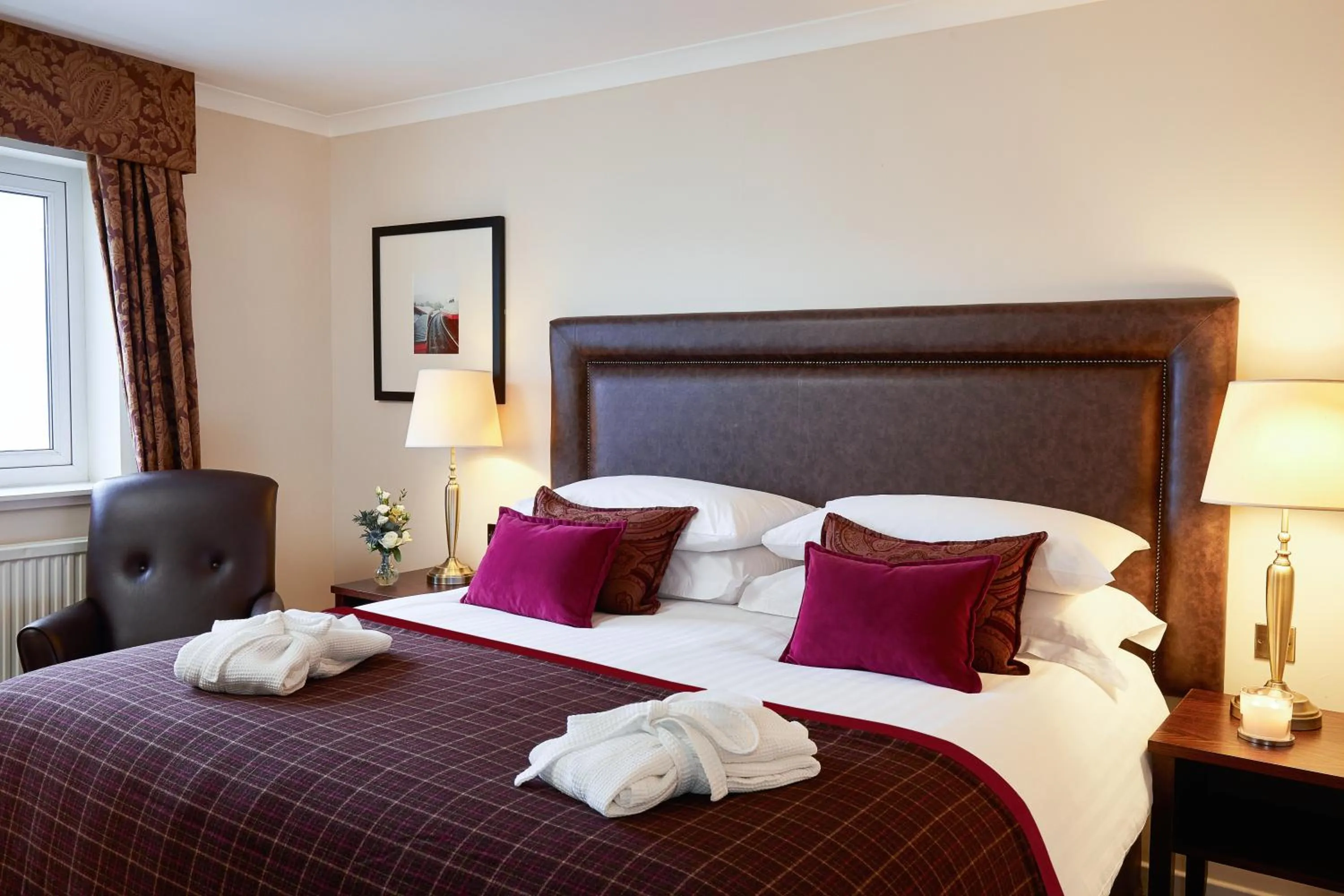 Bedroom, Bed in Macdonald Highlands Hotel at Macdonald Aviemore Resort