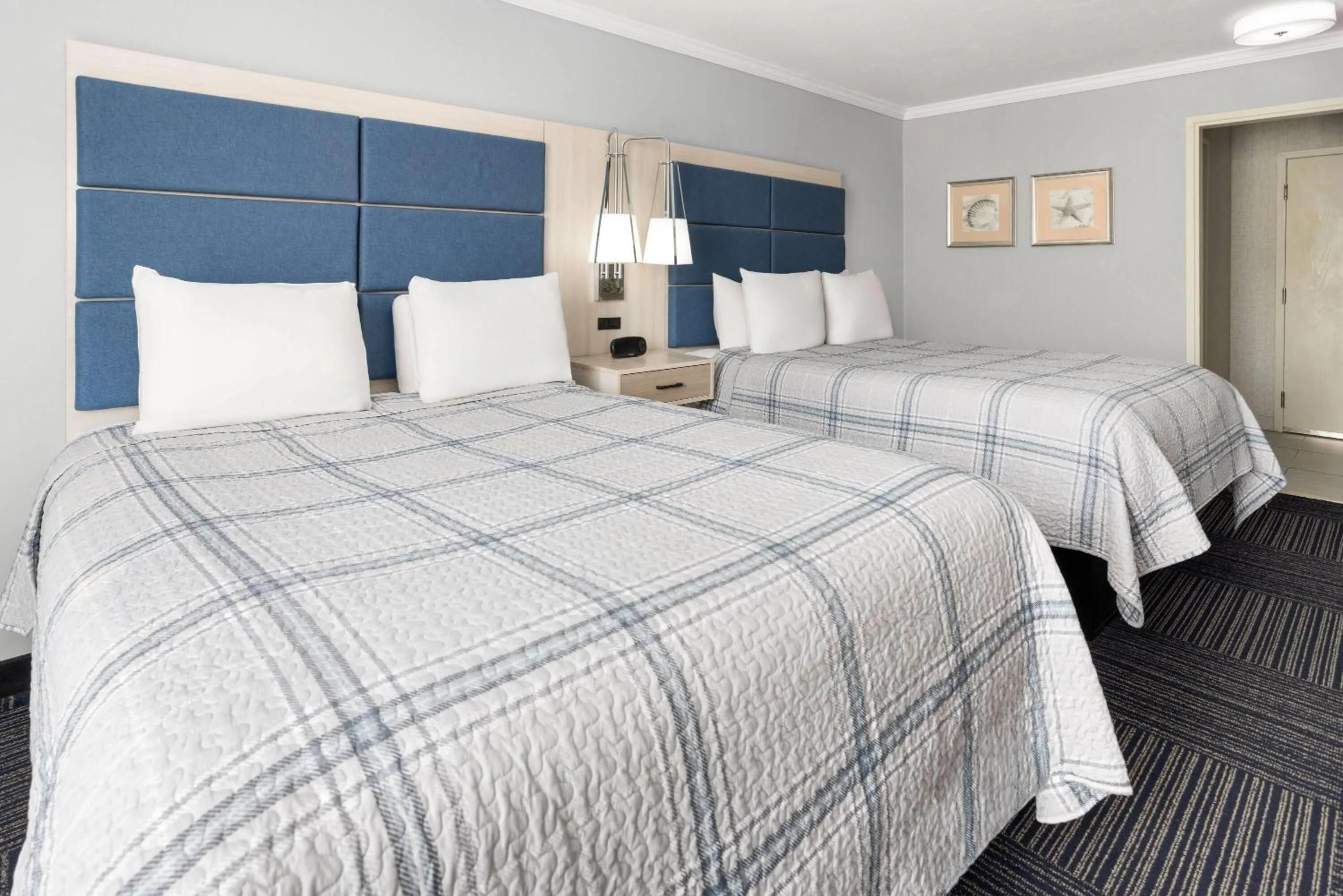 Photo of the whole room, Bed in All Seasons Resort, Trademark Collection by Wyndham