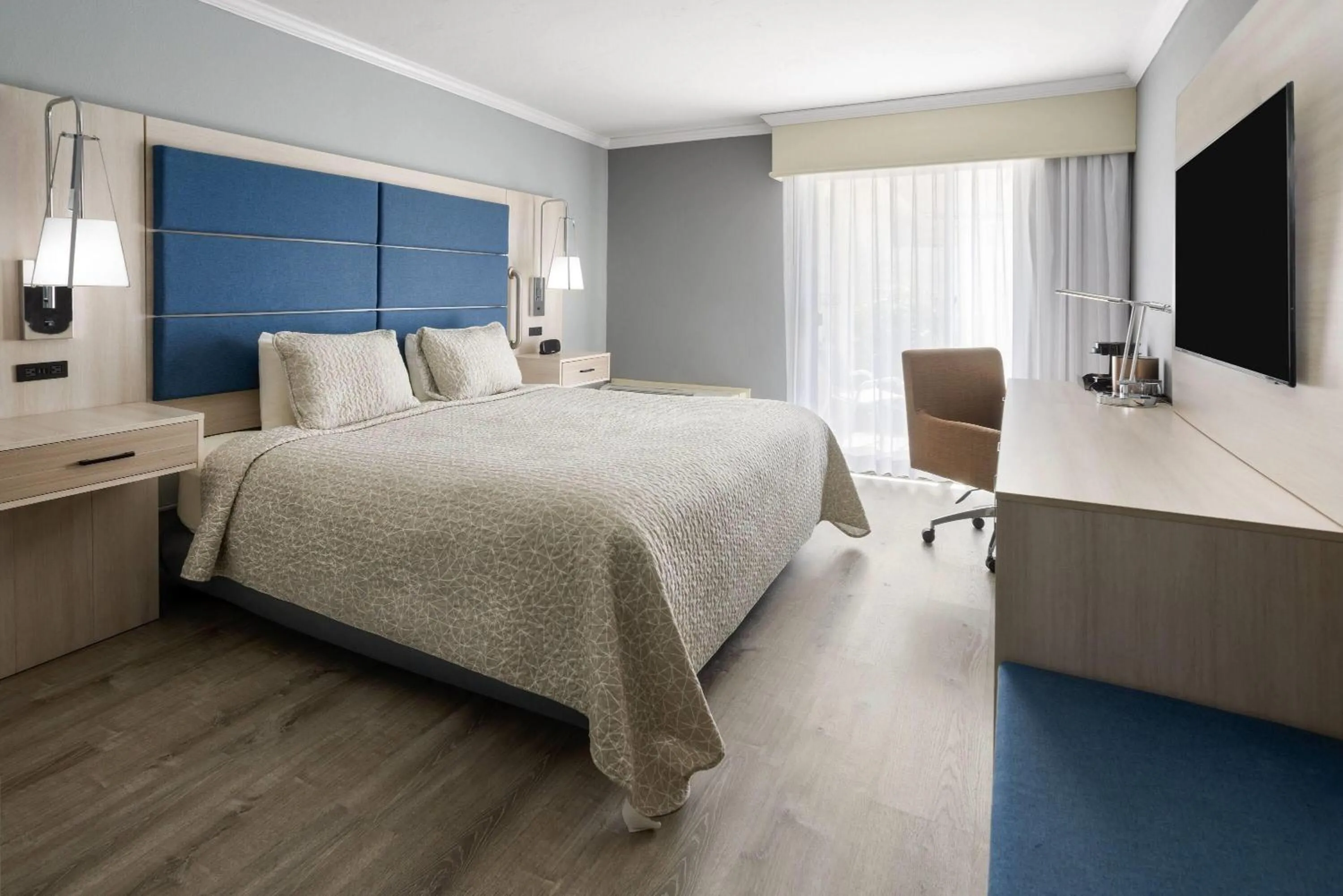 Photo of the whole room, Bed in All Seasons Resort, Trademark Collection by Wyndham