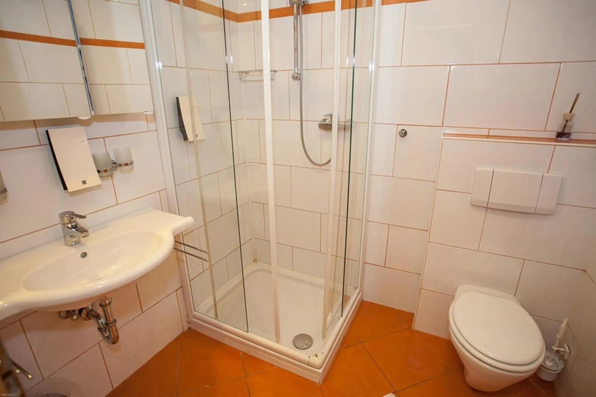 Bathroom in Gasthof Roderich Hotel