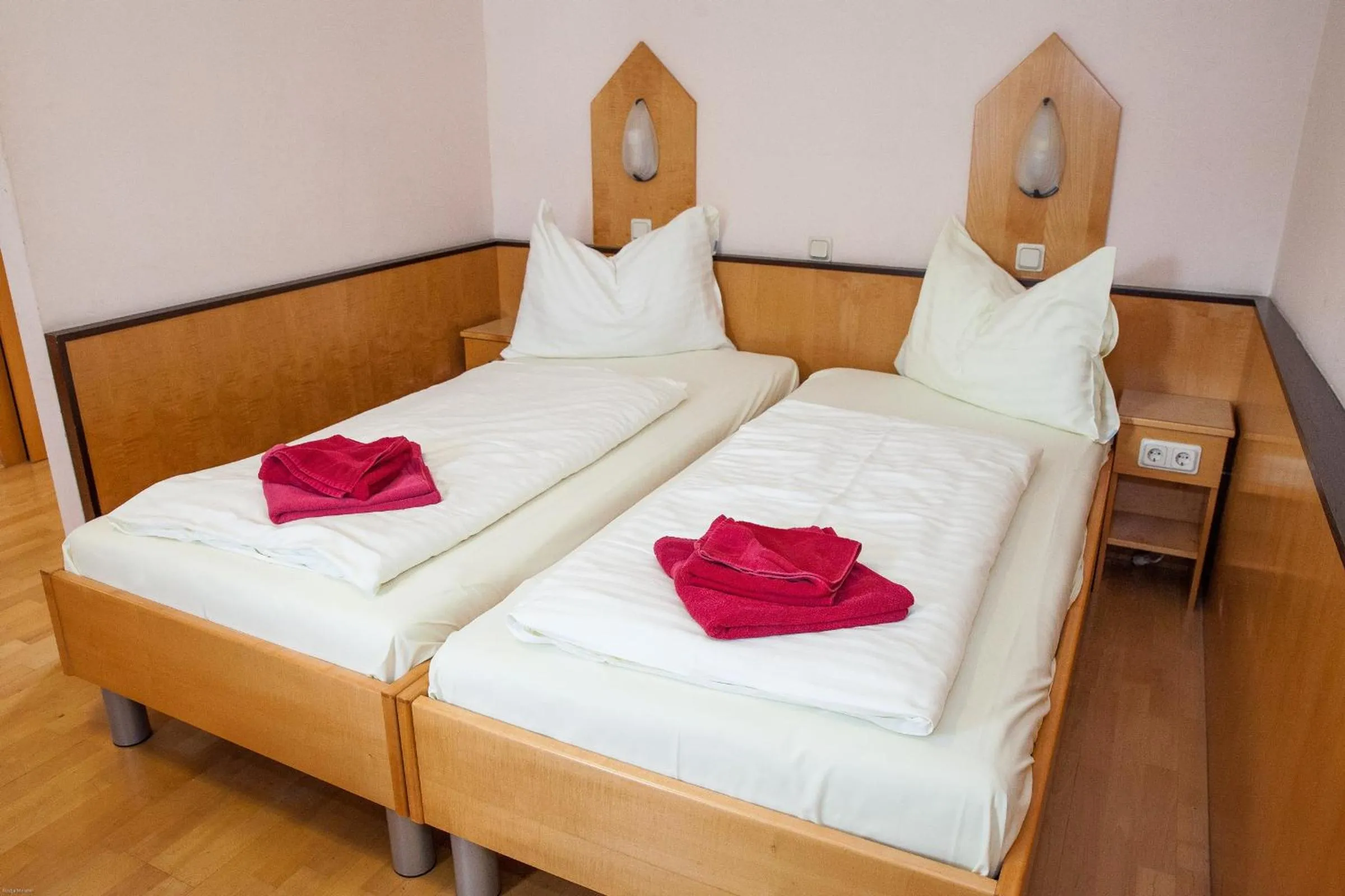 Photo of the whole room, Bed in Gasthof Roderich Hotel
