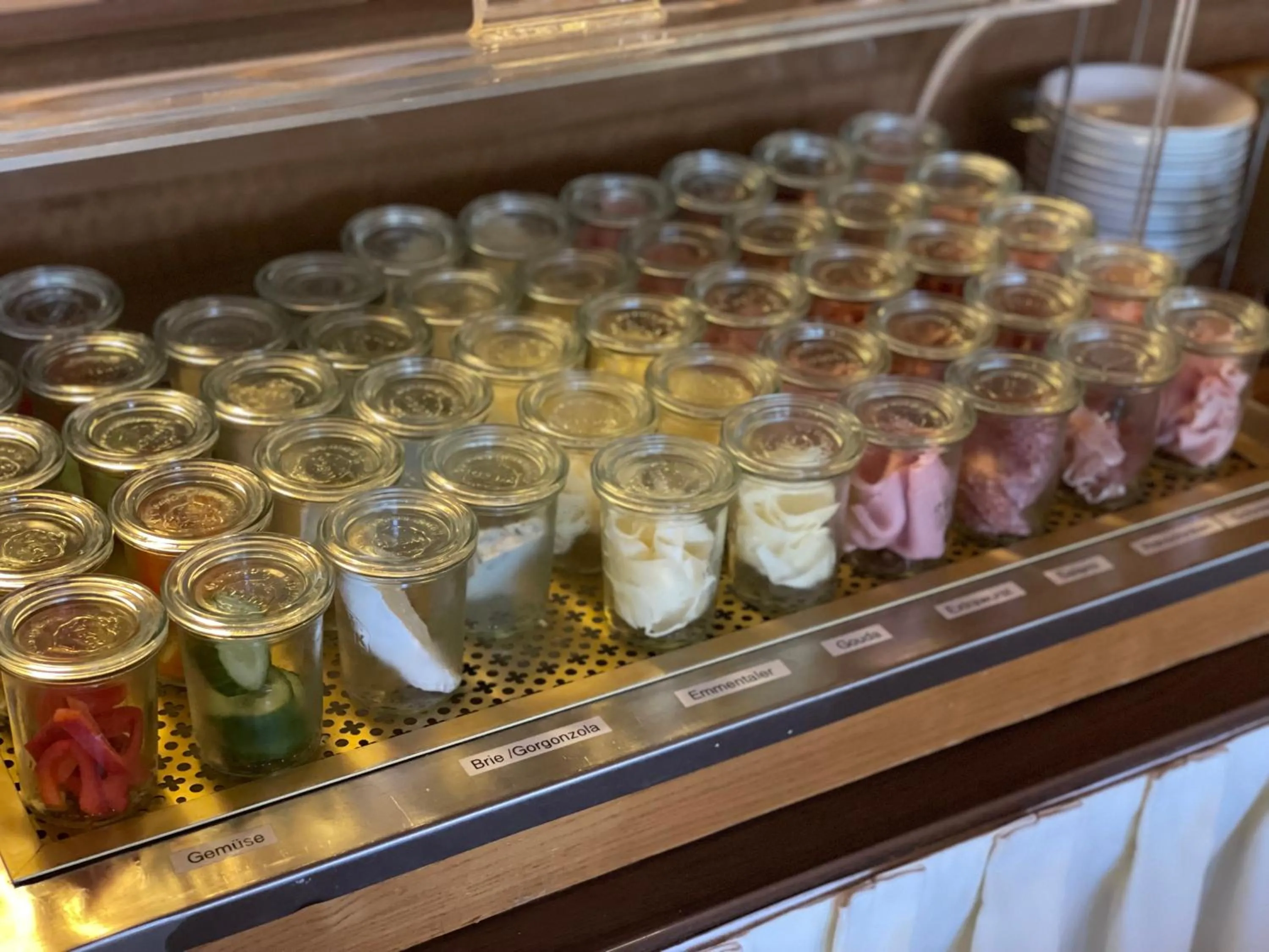 Breakfast in Gasthof Roderich Hotel