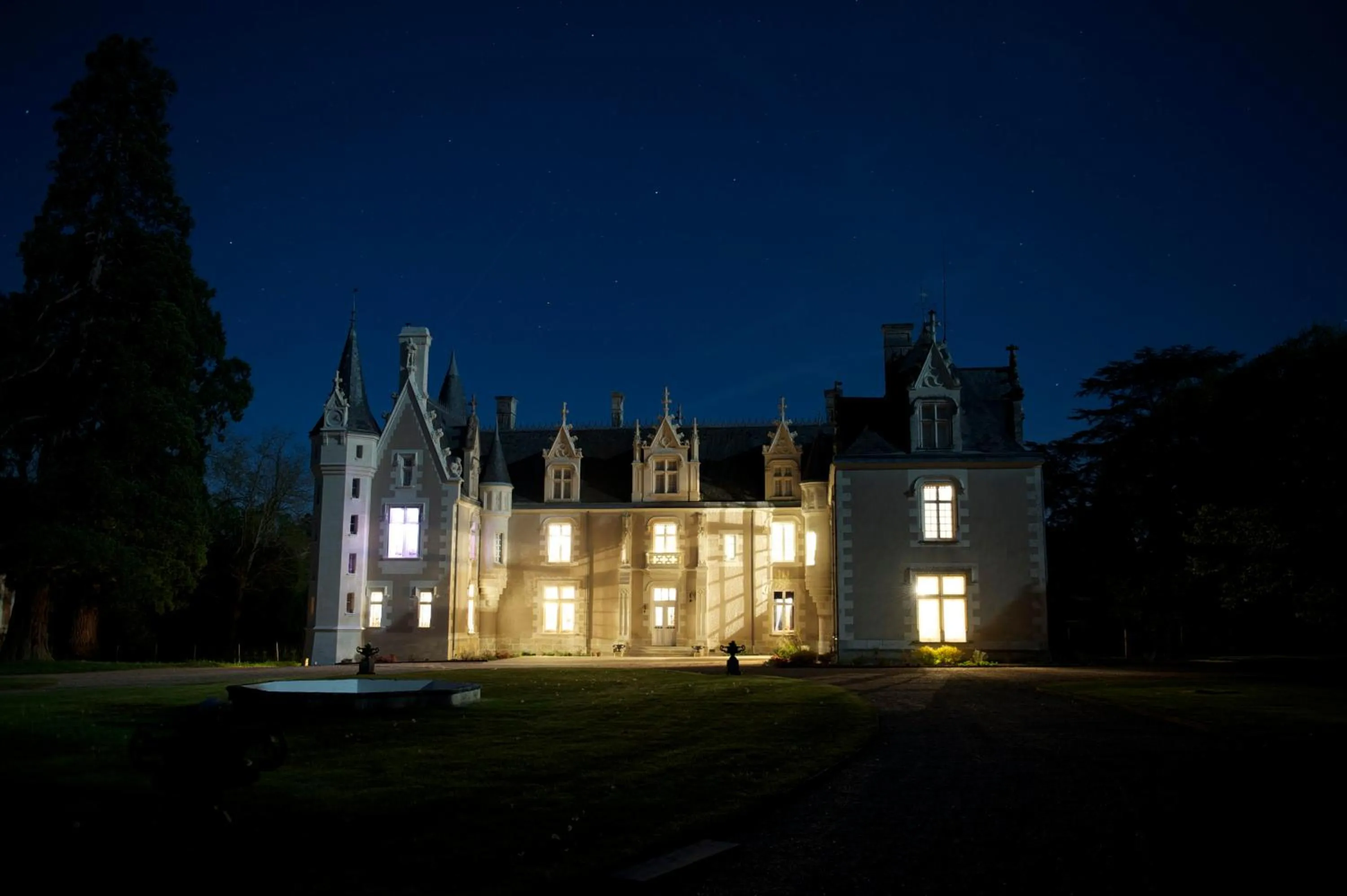 Facade/entrance in Château de Beauvais