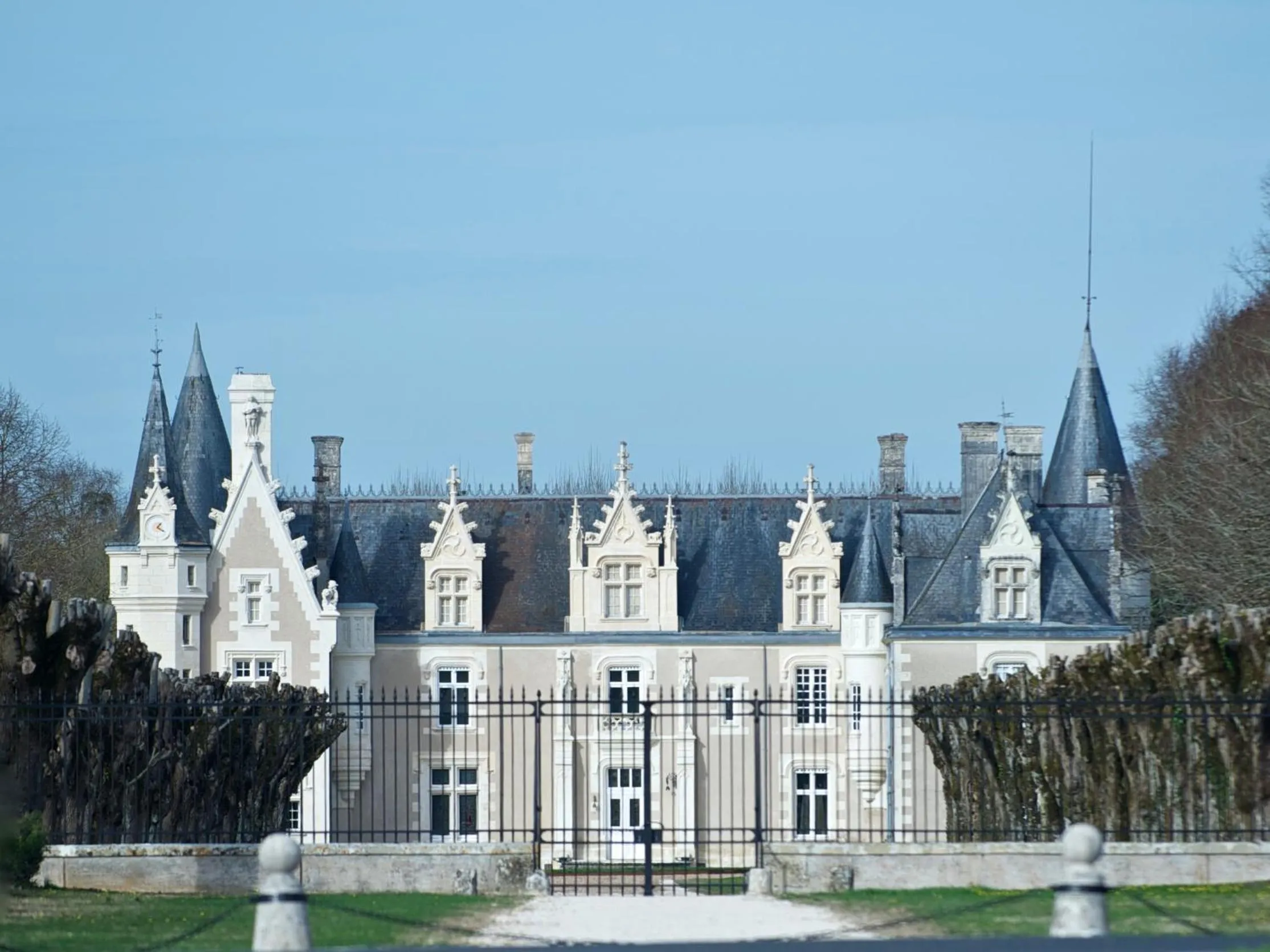 Property building in Château de Beauvais
