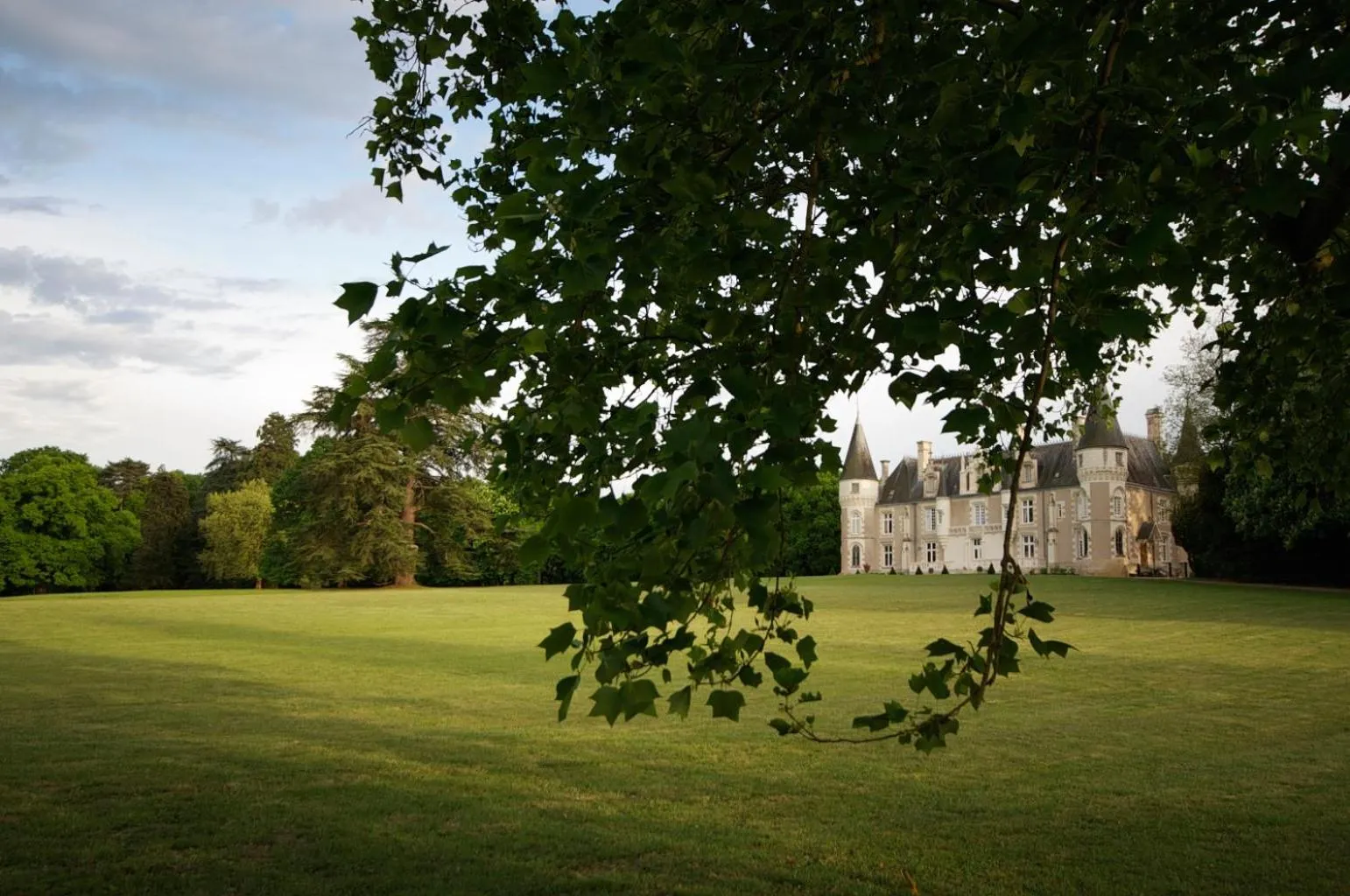 Garden view in Château de Beauvais