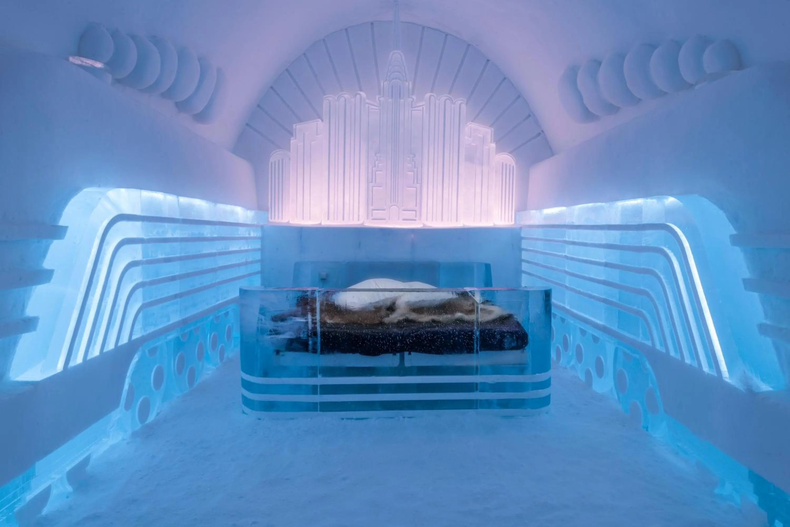 Photo of the whole room, Bed in IceHotel