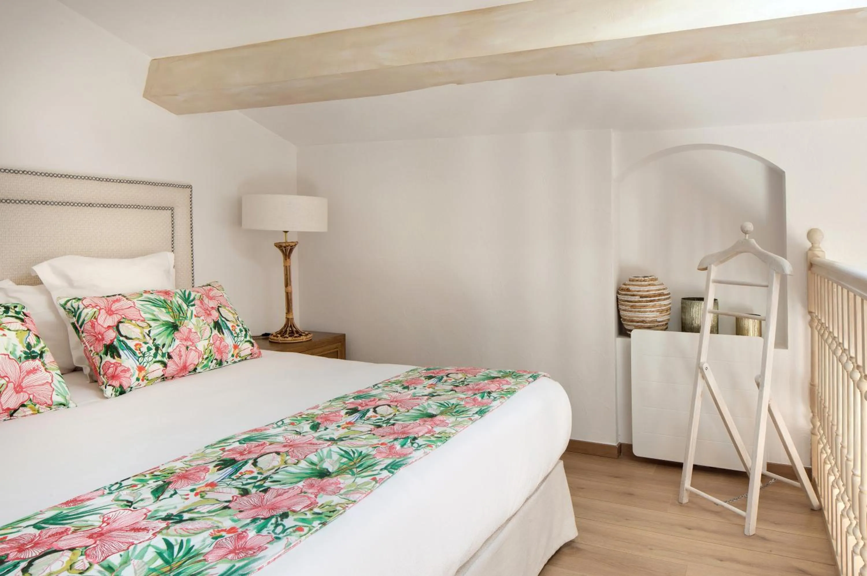 Bedroom, Bed in Hôtel La Grande Bastide