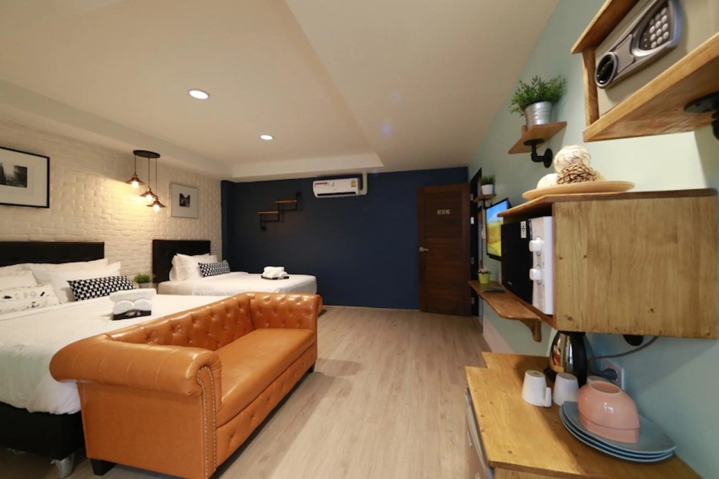 Photo of the whole room, Bed in Adagio Bangkok