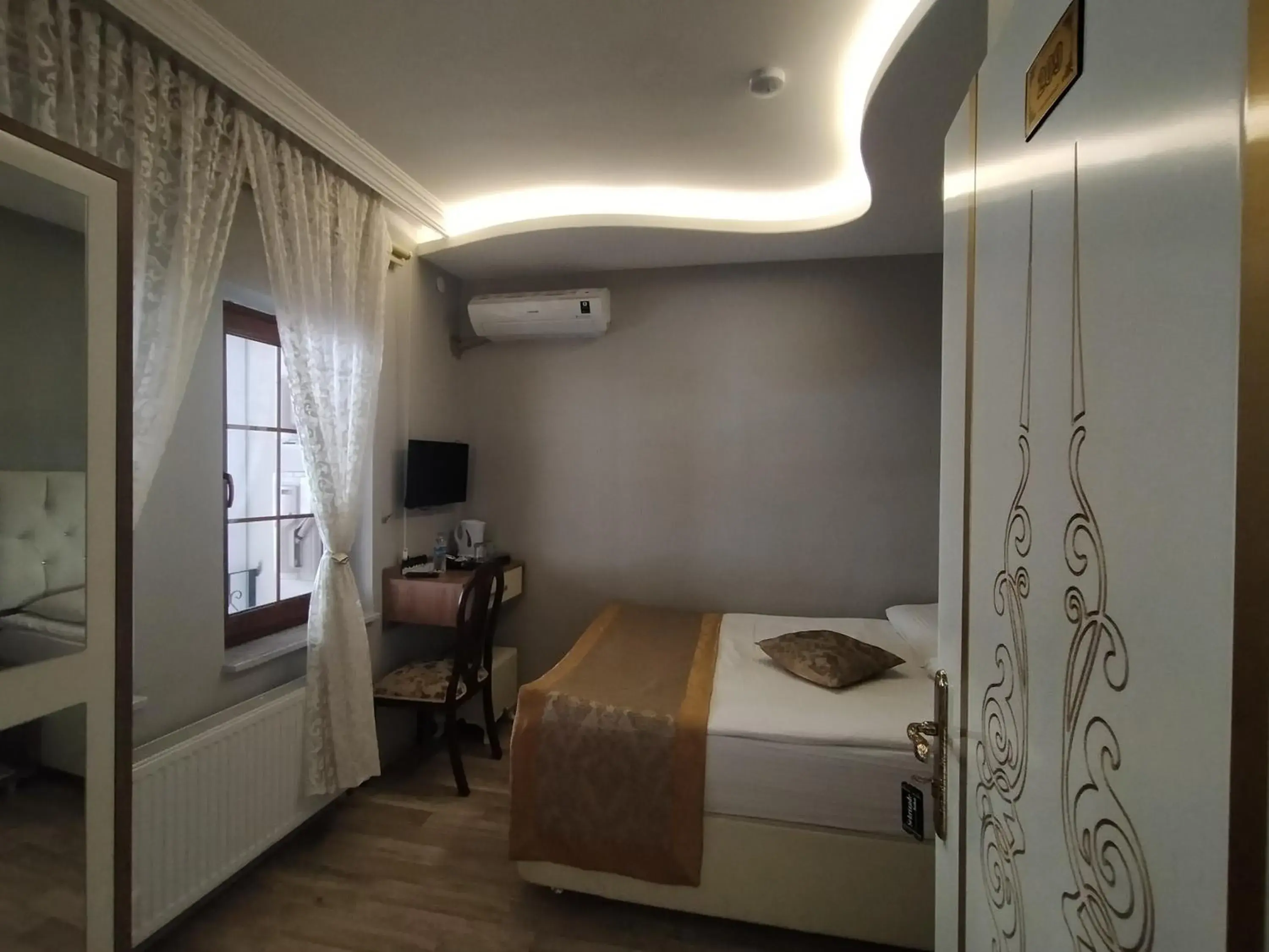 Budget Double Room in Sehri̇-zade Yalisi Budget Double Room in Sehri̇-zade Yalisi
