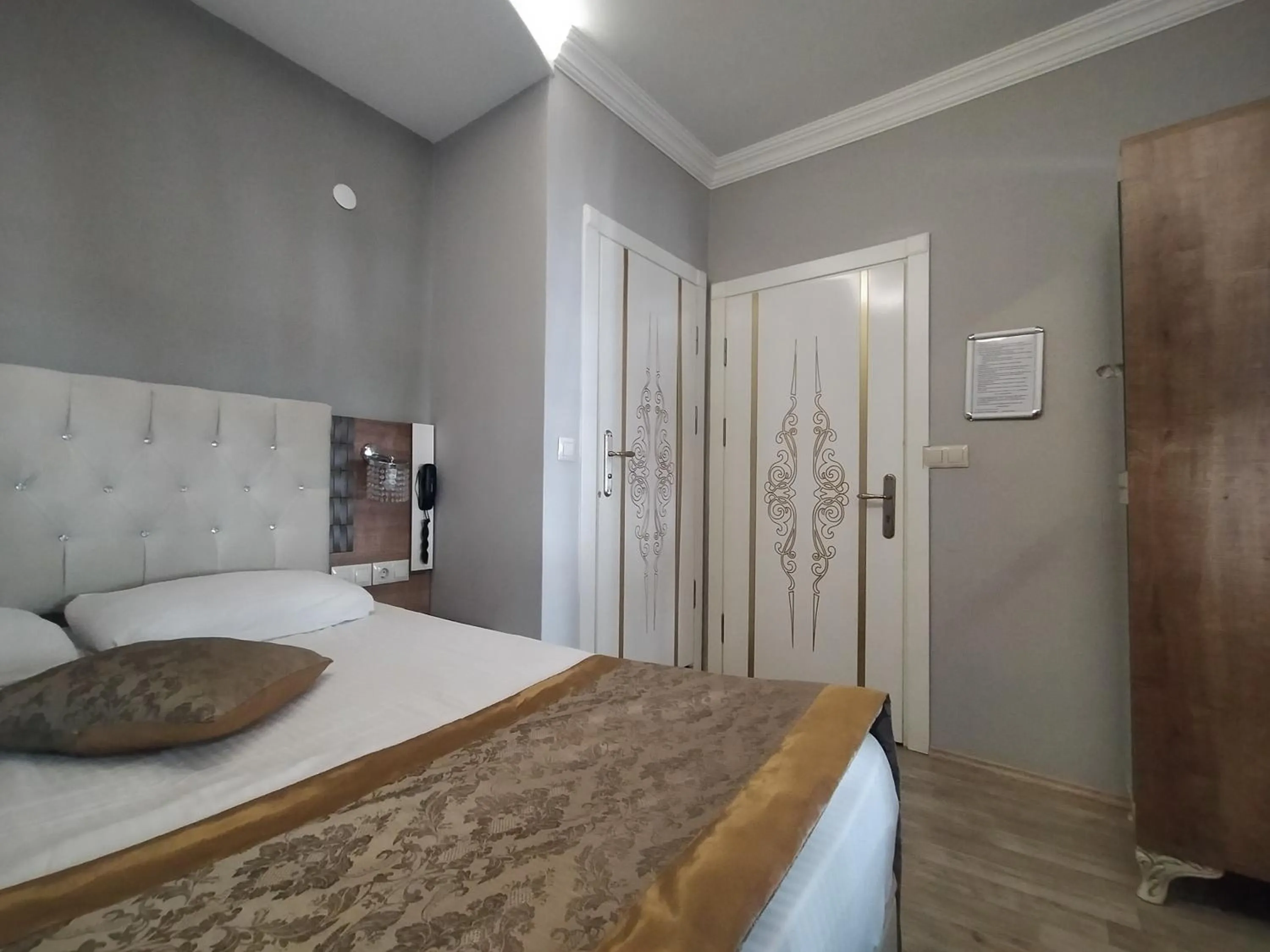 Photo of the whole room in Sehri̇-zade Yalisi