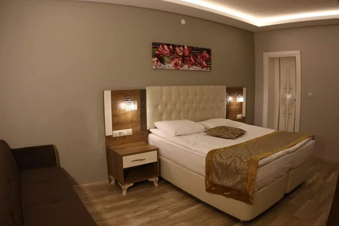 Photo of the whole room in Sehri̇-zade Yalisi