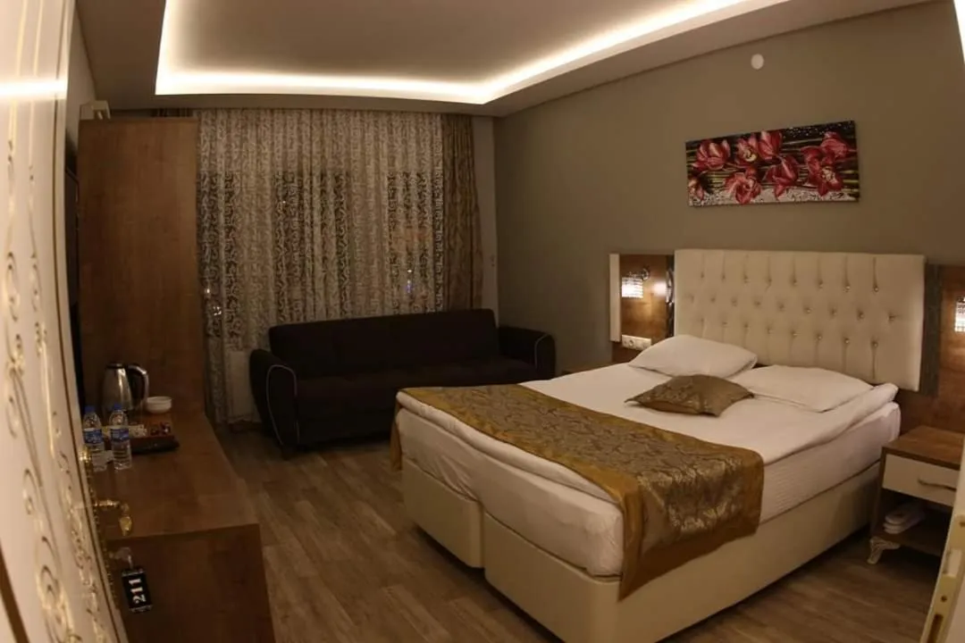 Photo of the whole room in Sehri̇-zade Yalisi