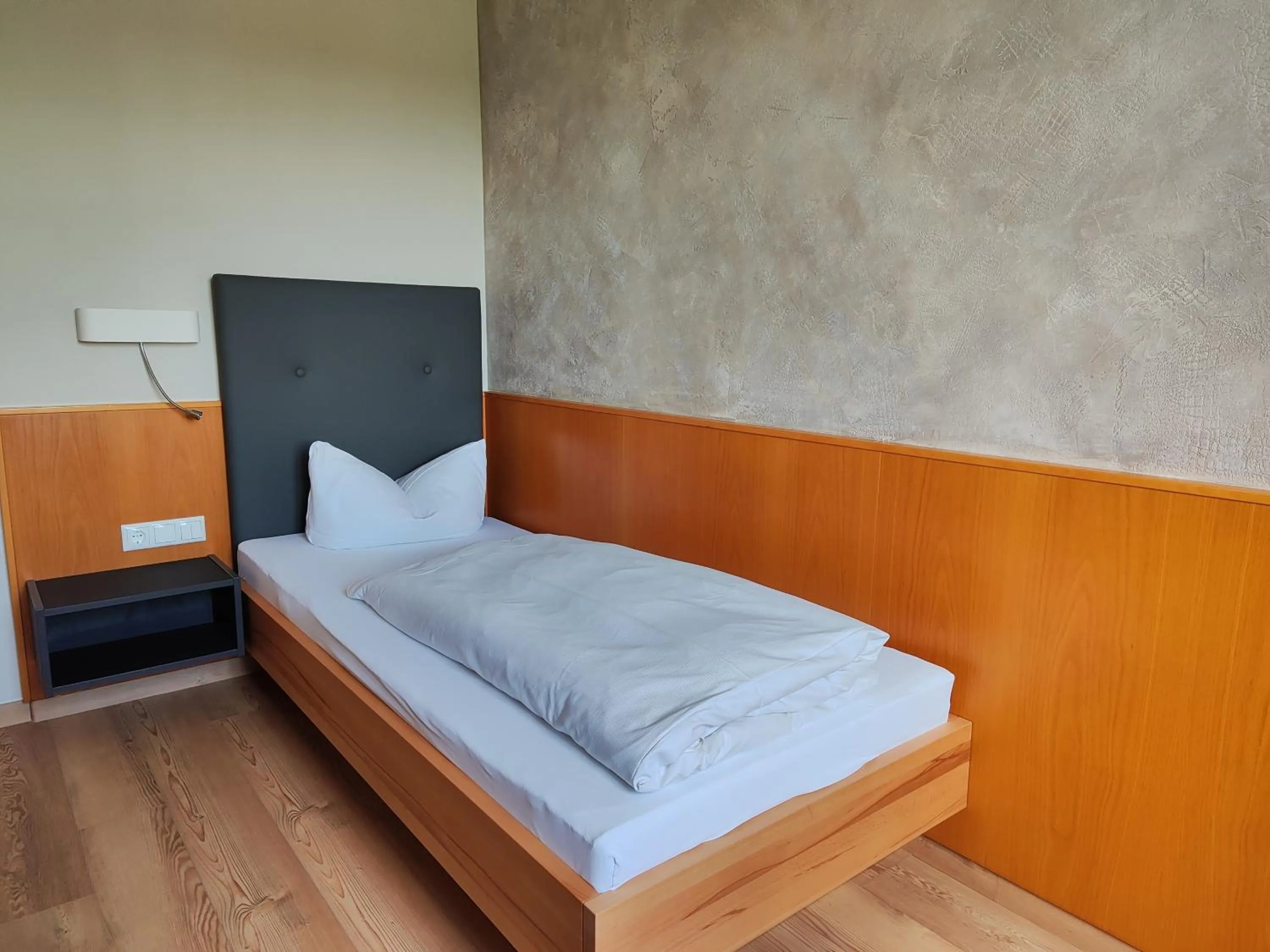 Bedroom, Bed in Gasthof Zahler